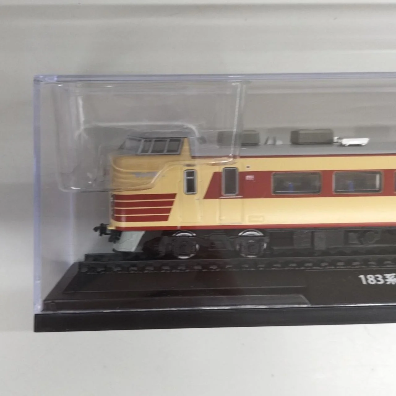 DeAgostini Japan Railway Vehicle Metal Model Collection 183 Series Kuha 183 Series 1000 Limited Express 'Toki' - Image 2