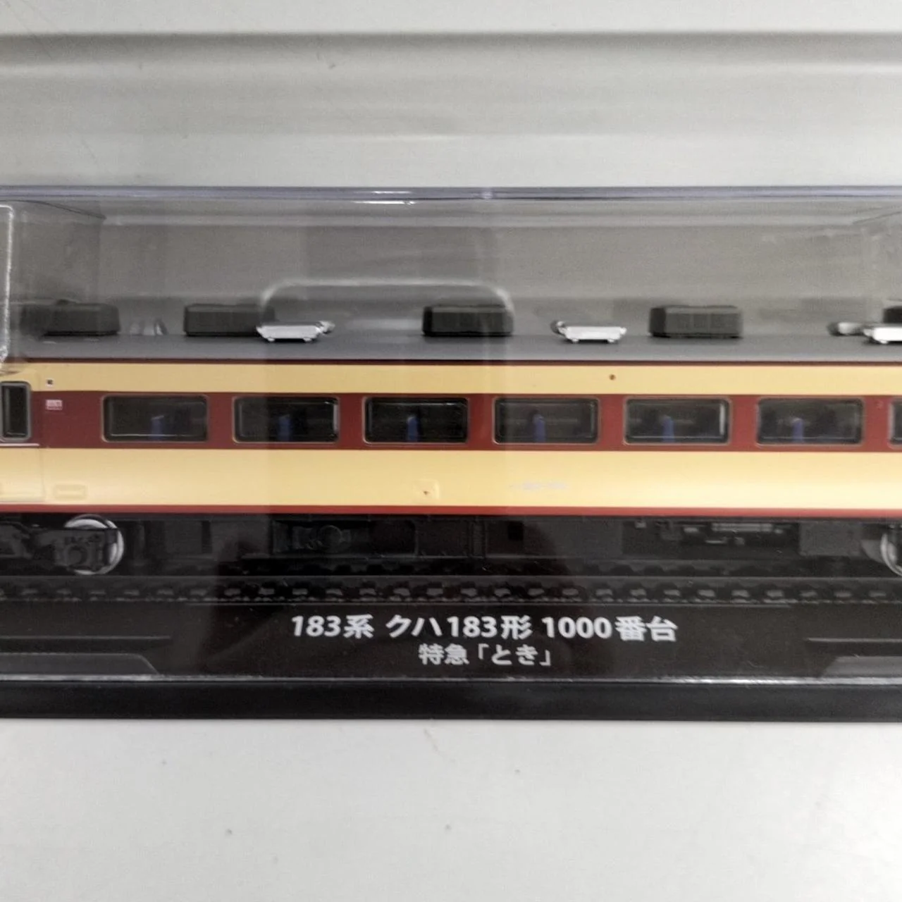 DeAgostini Japan Railway Vehicle Metal Model Collection 183 Series Kuha 183 Series 1000 Limited Express 'Toki' - Image 3