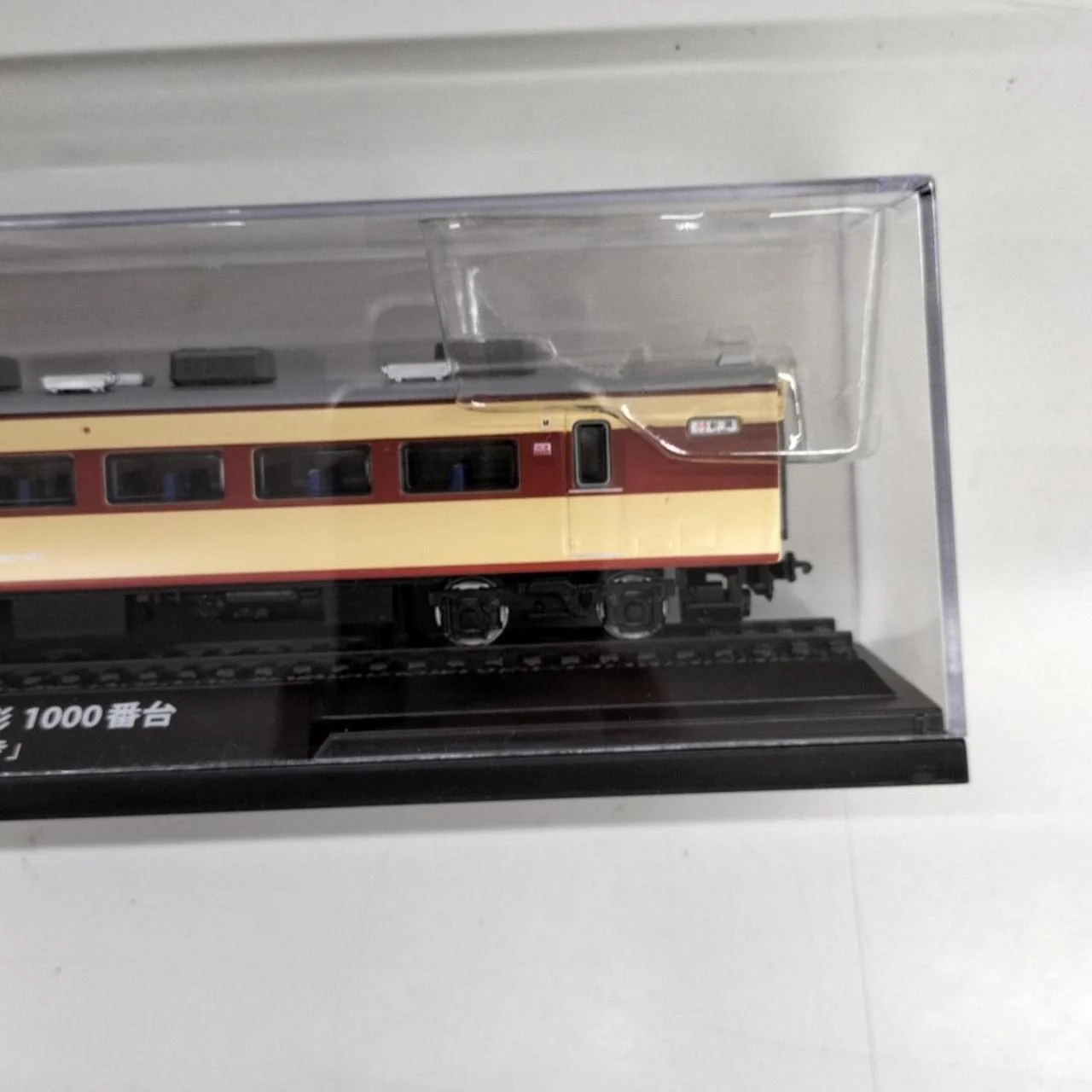 DeAgostini Japan Railway Vehicle Metal Model Collection 183 Series Kuha 183 Series 1000 Limited Express 'Toki' - Image 4