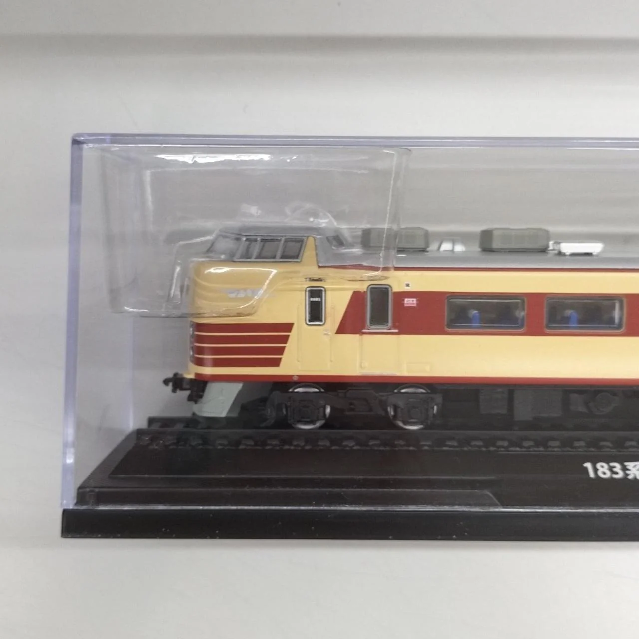 DeAgostini Japan Railway Vehicle Metal Model Collection 183 Series Kuha 183 Series 1000 Limited Express 'Toki' (HO Service) - Image 2