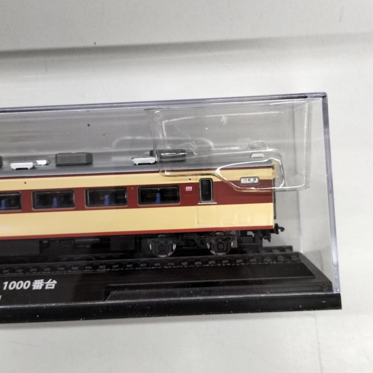 DeAgostini Japan Railway Vehicle Metal Model Collection 183 Series Kuha 183 Series 1000 Limited Express 'Toki' (HO Service) - Image 4