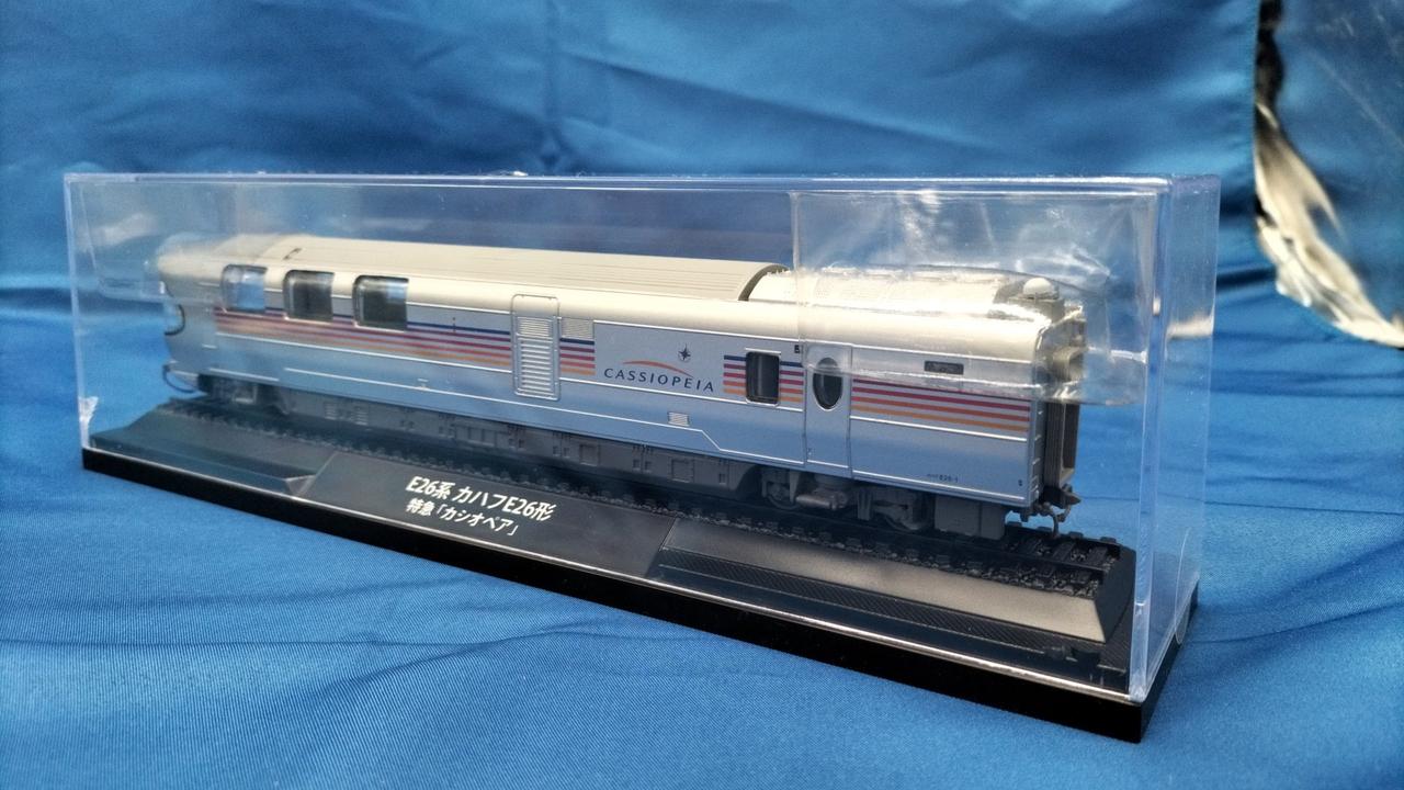DeAGOSTINI Railway Vehicle Metal Model Collection E26 Series Limited Express 'Cassiopeia' - Image 3
