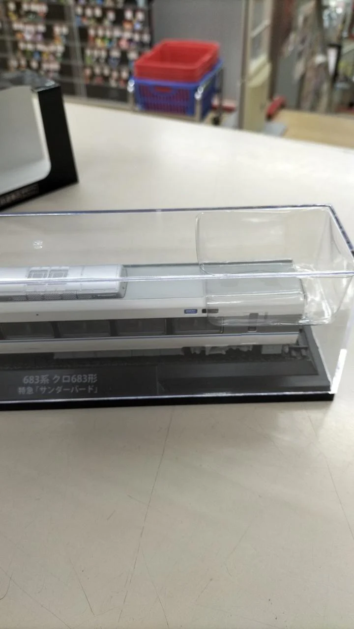 DiaAgostini Japan 683 Series Kuro 683 Limited Express Thunderbird - Image 10