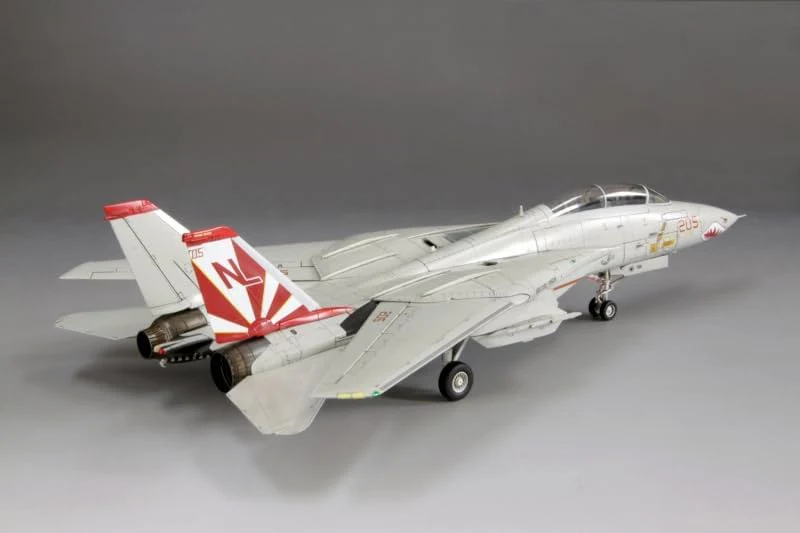 Fine Molds FF10 1/72 US Navy F-14A Tomcat Jolly Rogers/Sundowners - Image 4
