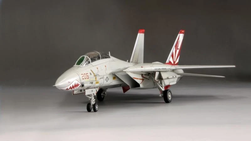 Fine Molds FF10 1/72 US Navy F-14A Tomcat Jolly Rogers/Sundowners - Image 5
