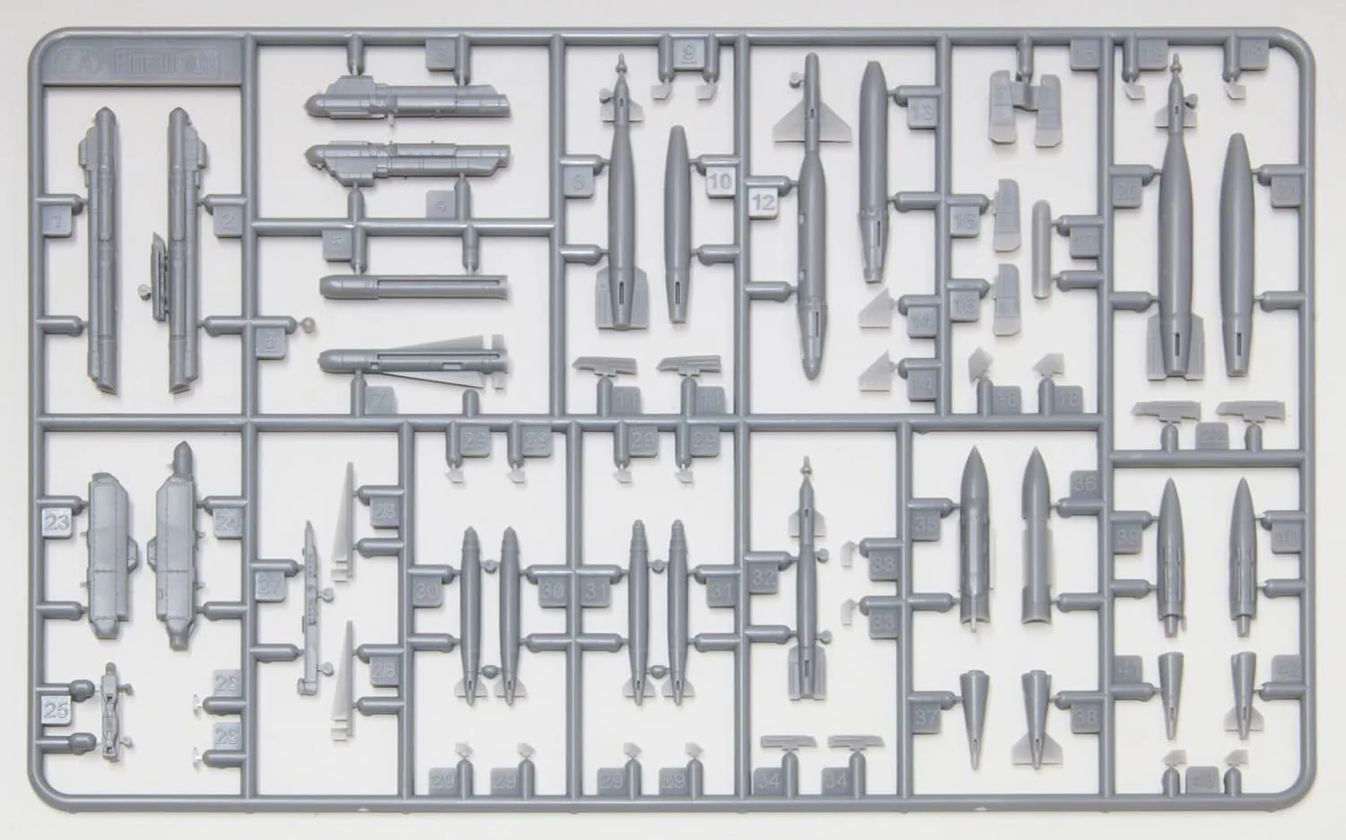 Fine Molds FF102 1/72 U.S. Military Aircraft Bomb Set 2 - Image 4