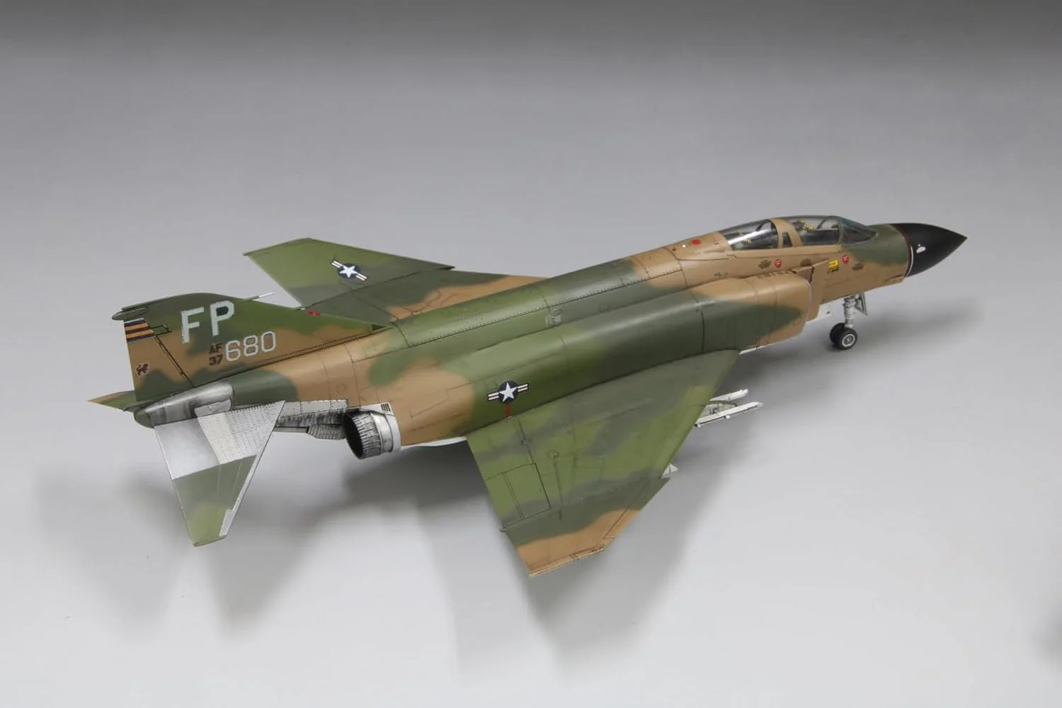 Fine Molds FF11 1/72 US Air Force Jet Fighter F-4C Wolf Pack 1967 - Image 3