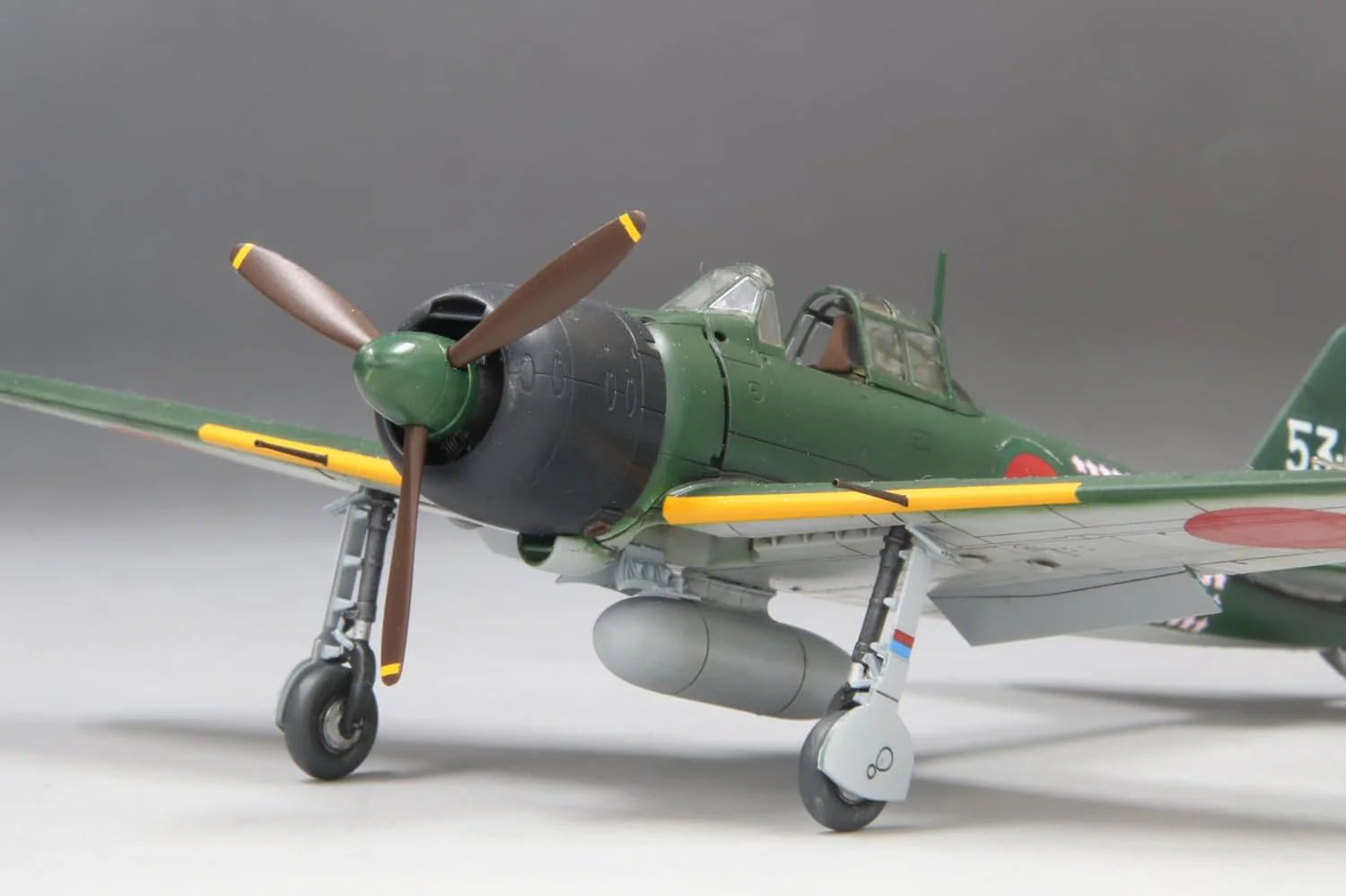 Fine Molds FR01 1/72 IJN A6M5 Carrier Fighter ZERO Model 52 (Mitsubishi, Early Prod.) - Image 6