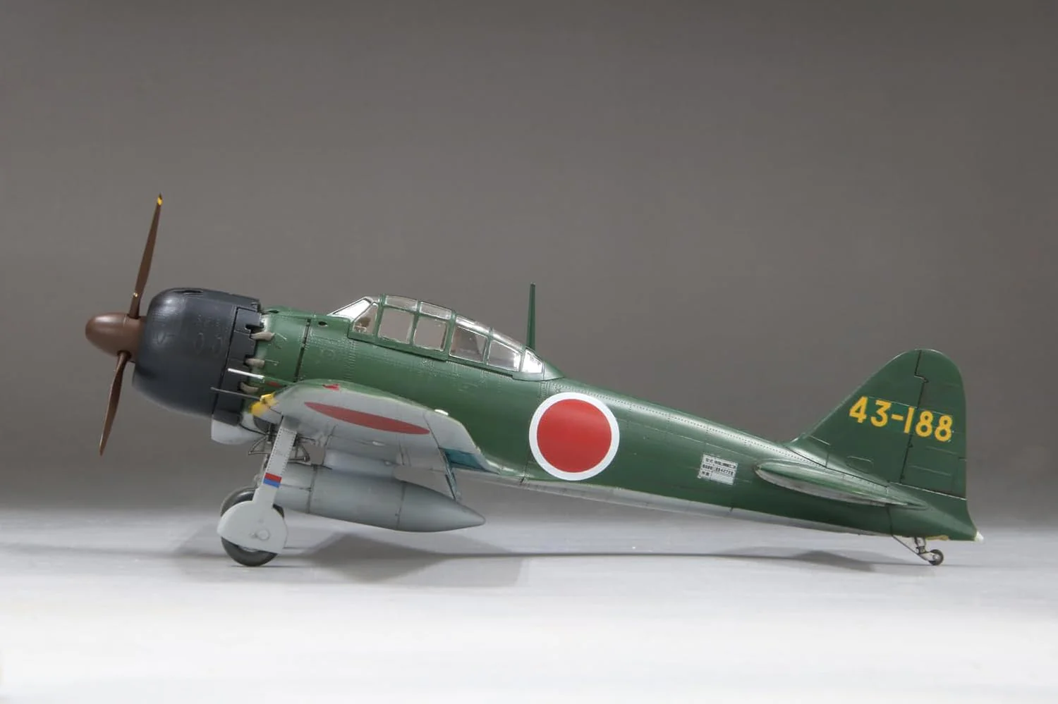 Fine Molds FZ03 1/48 IJN A6M5a Carrier Fighter ZERO Model 52 Ko (Mitsubishi Prod.) - Image 3