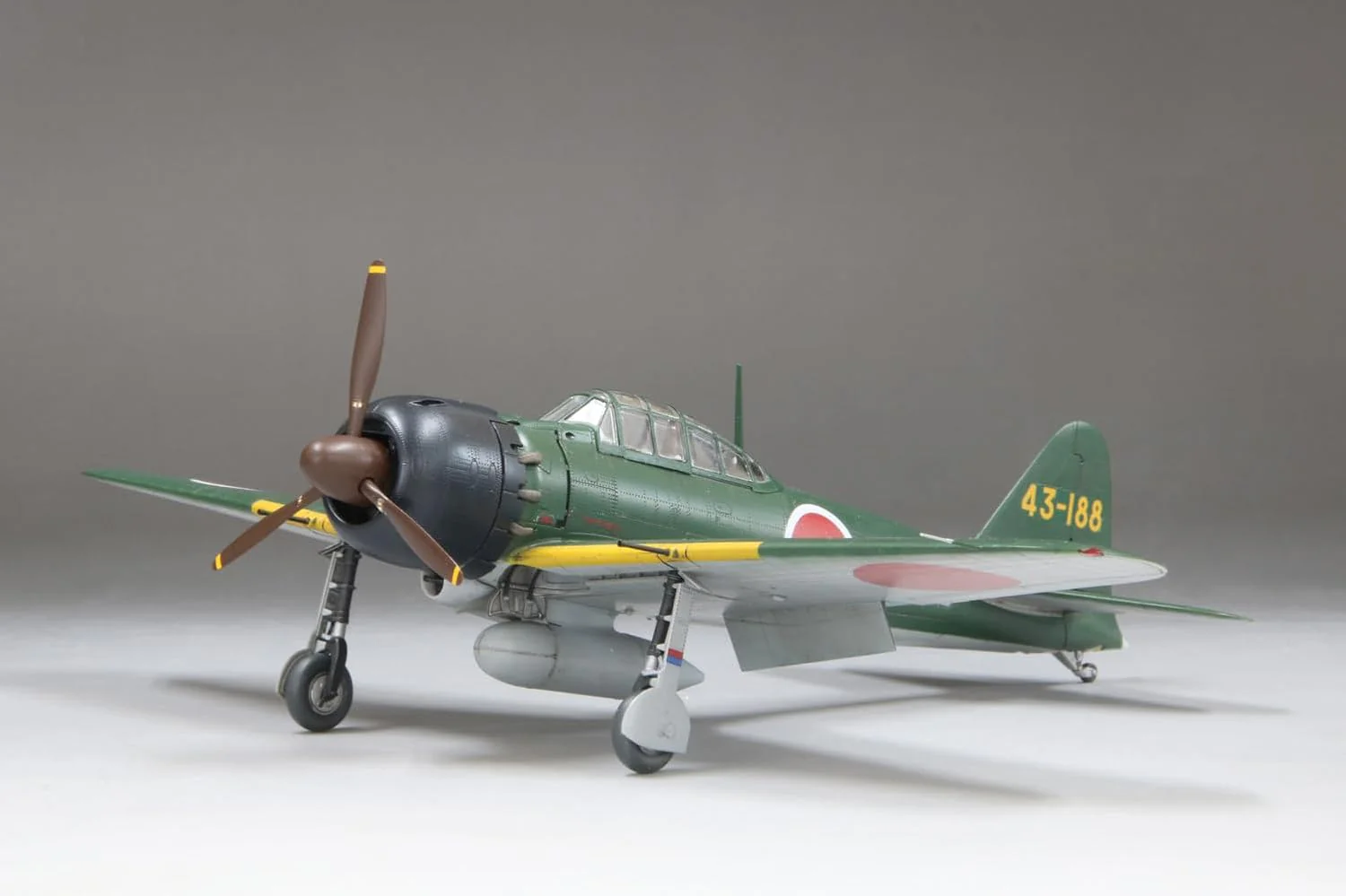 Fine Molds FZ03 1/48 IJN A6M5a Carrier Fighter ZERO Model 52 Ko (Mitsubishi Prod.) - Image 5