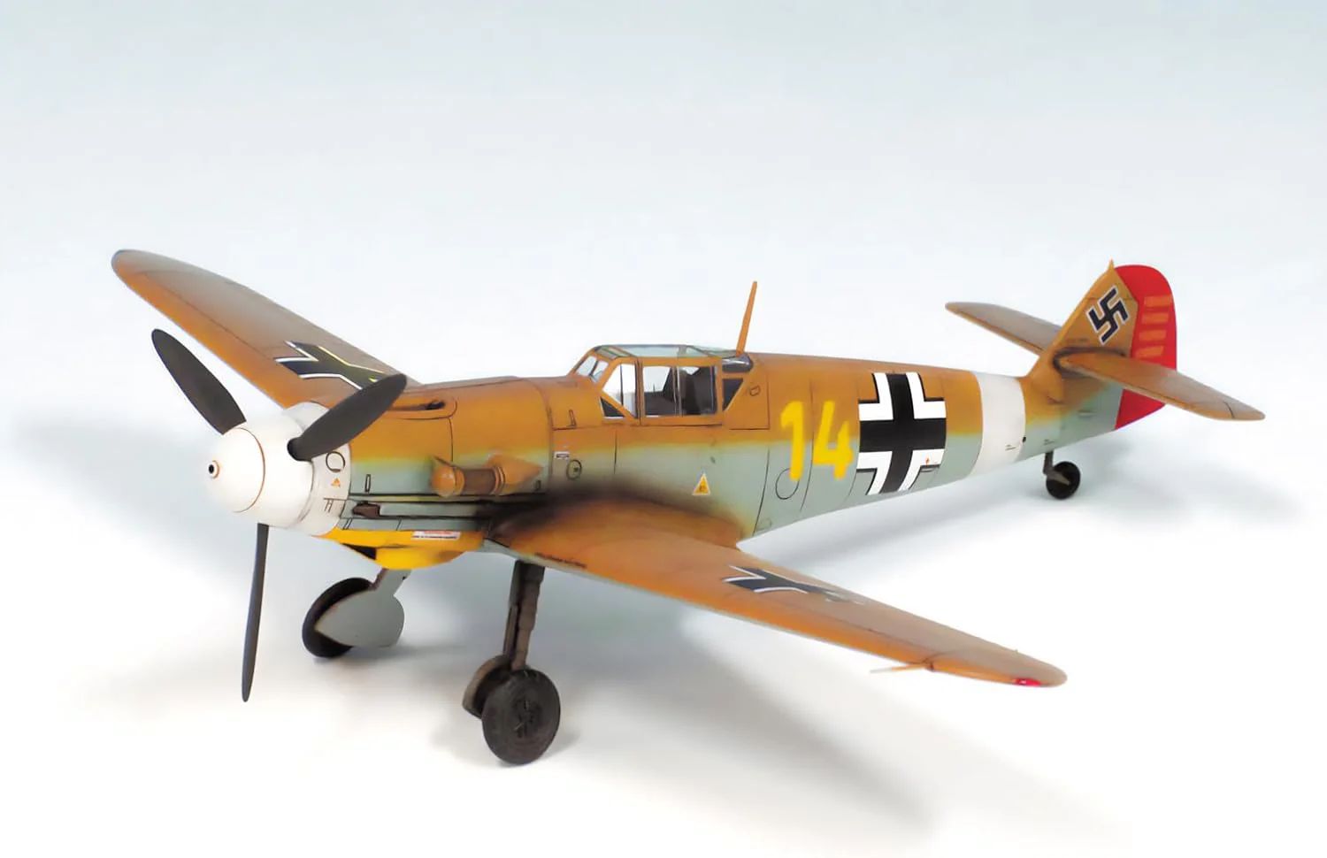 Fine Molds LW02 1/72 Messerschmitt Bf 109 F-4 Trop Marseille - Image 3