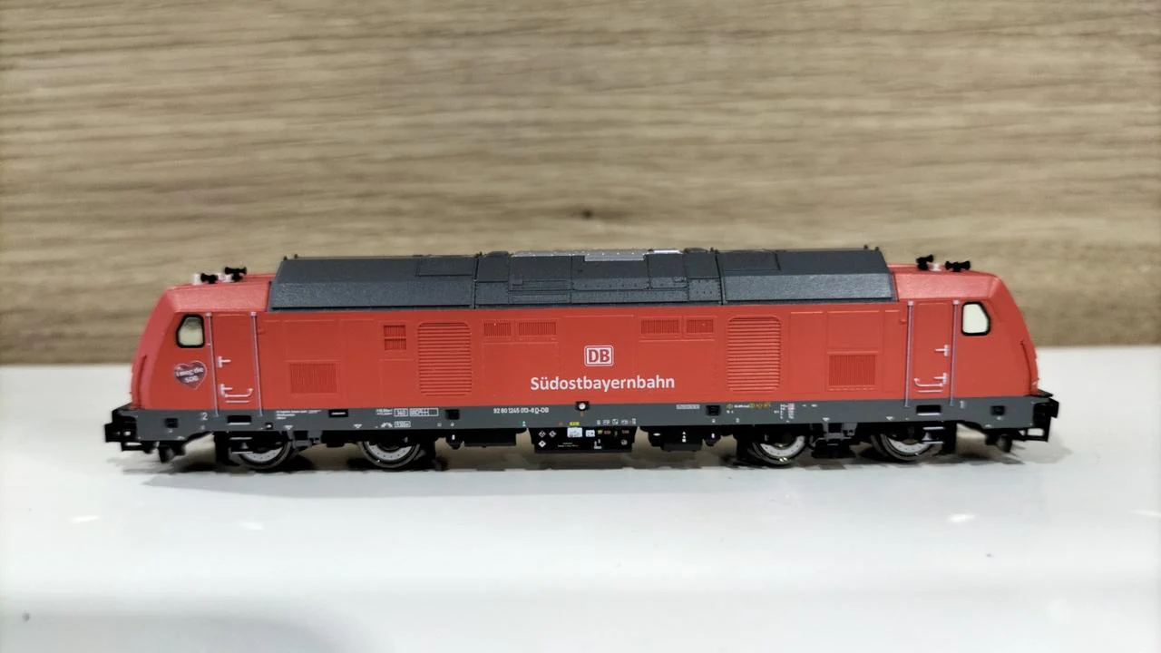 Fleishmann DB Deutsche Bahn Diesel Locomotive 724574 - Image 3