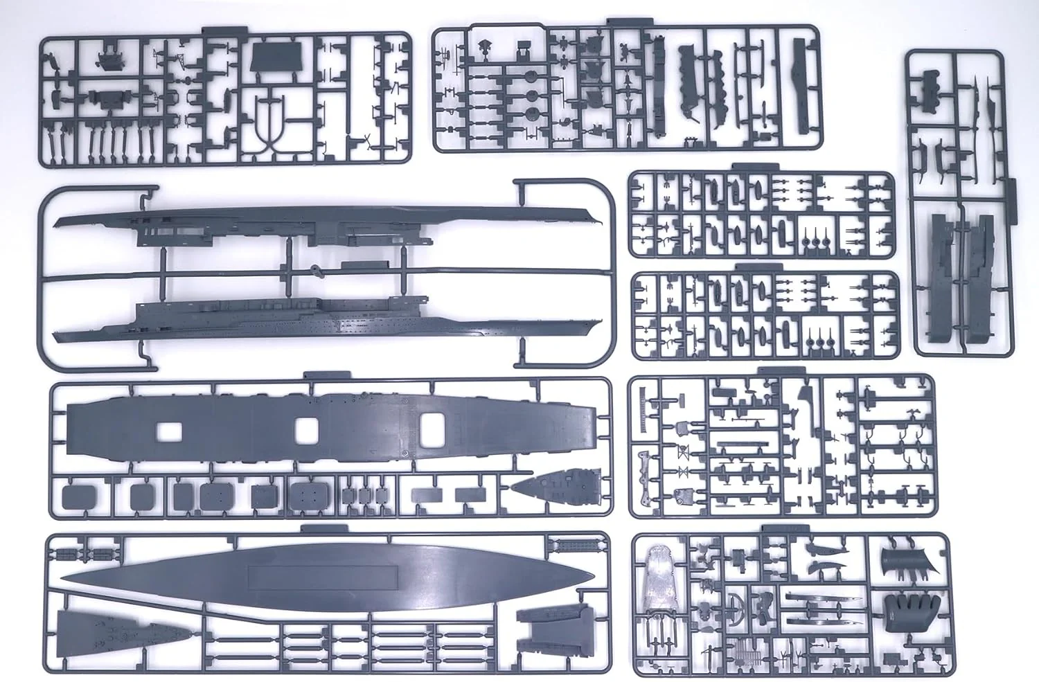 Fujimi 1/700 Special Series No. 035 Imperial Japanese Navy Aircraft Carrier Akagi - Image 2