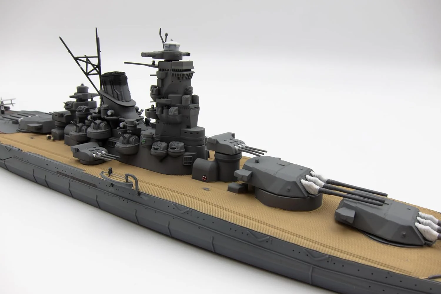 Fujimi 1/700 Special Series No.1 Japanese Navy Battleship Yamato (1941 / Completion Time) - Image 11