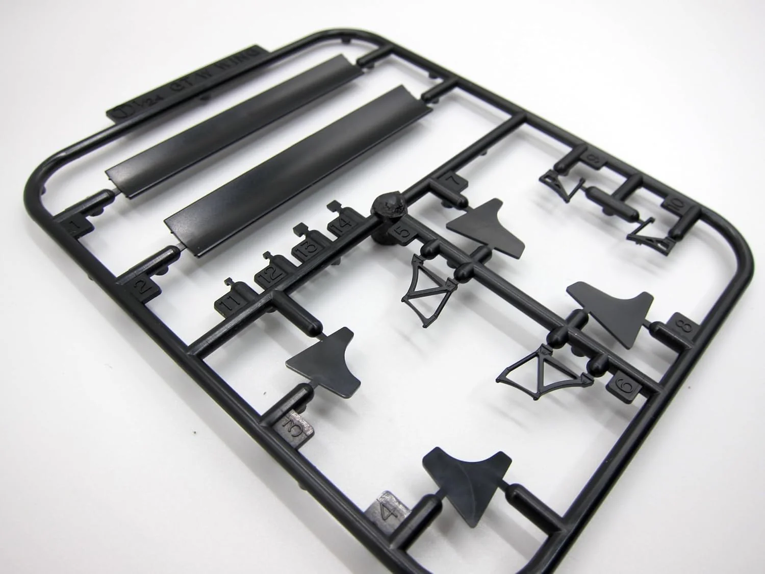 Fujimi ID-327 1/24 Inch Up Series No.327 Subaru Impreza Sti Version VI (with GT and W Wing) - Image 7