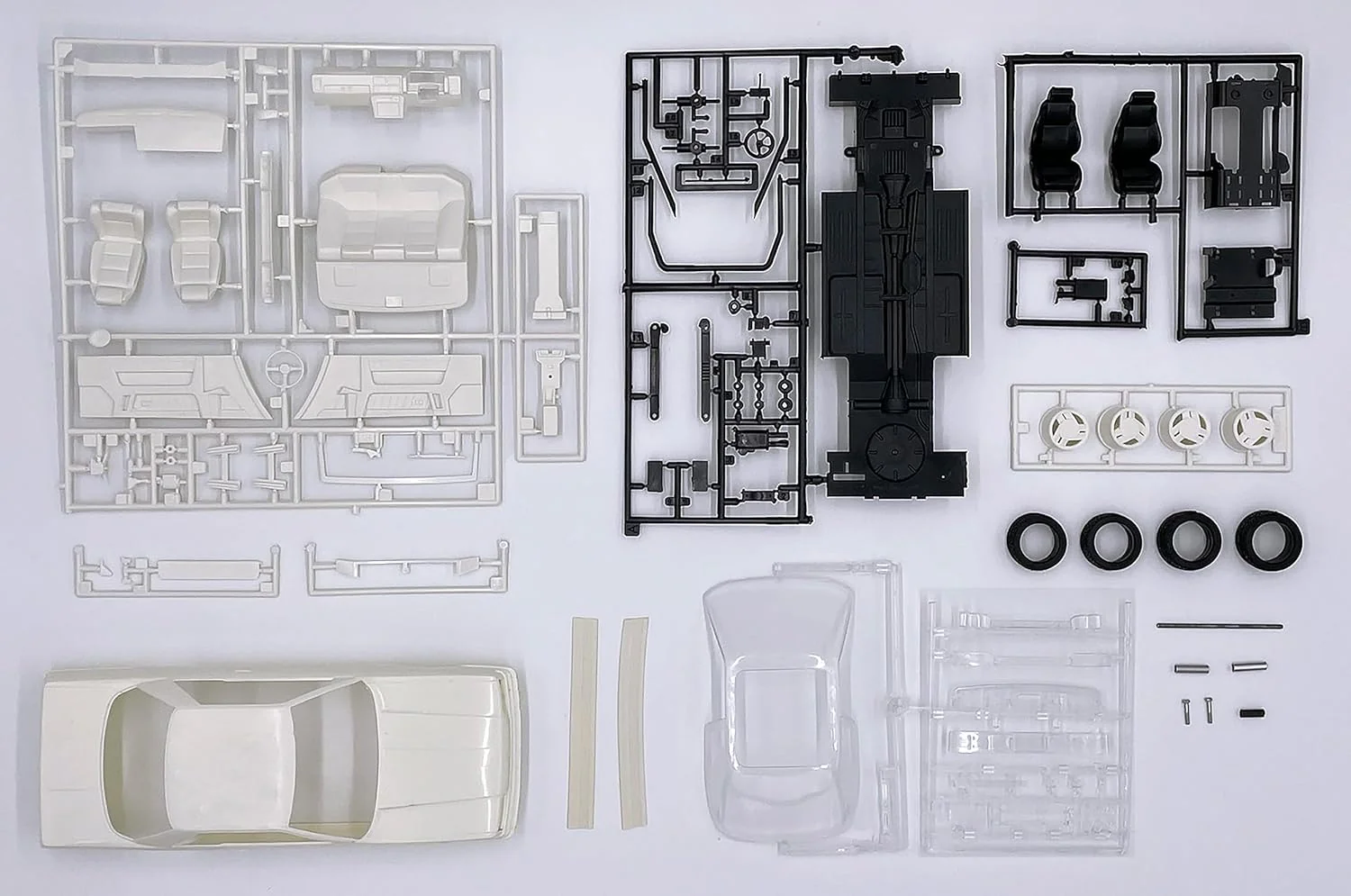 Fujimi Model HC-5 1/24 Hysocar Series No.5 7th Skyline GTS 2-Door (Hisocar Version) - Image 2