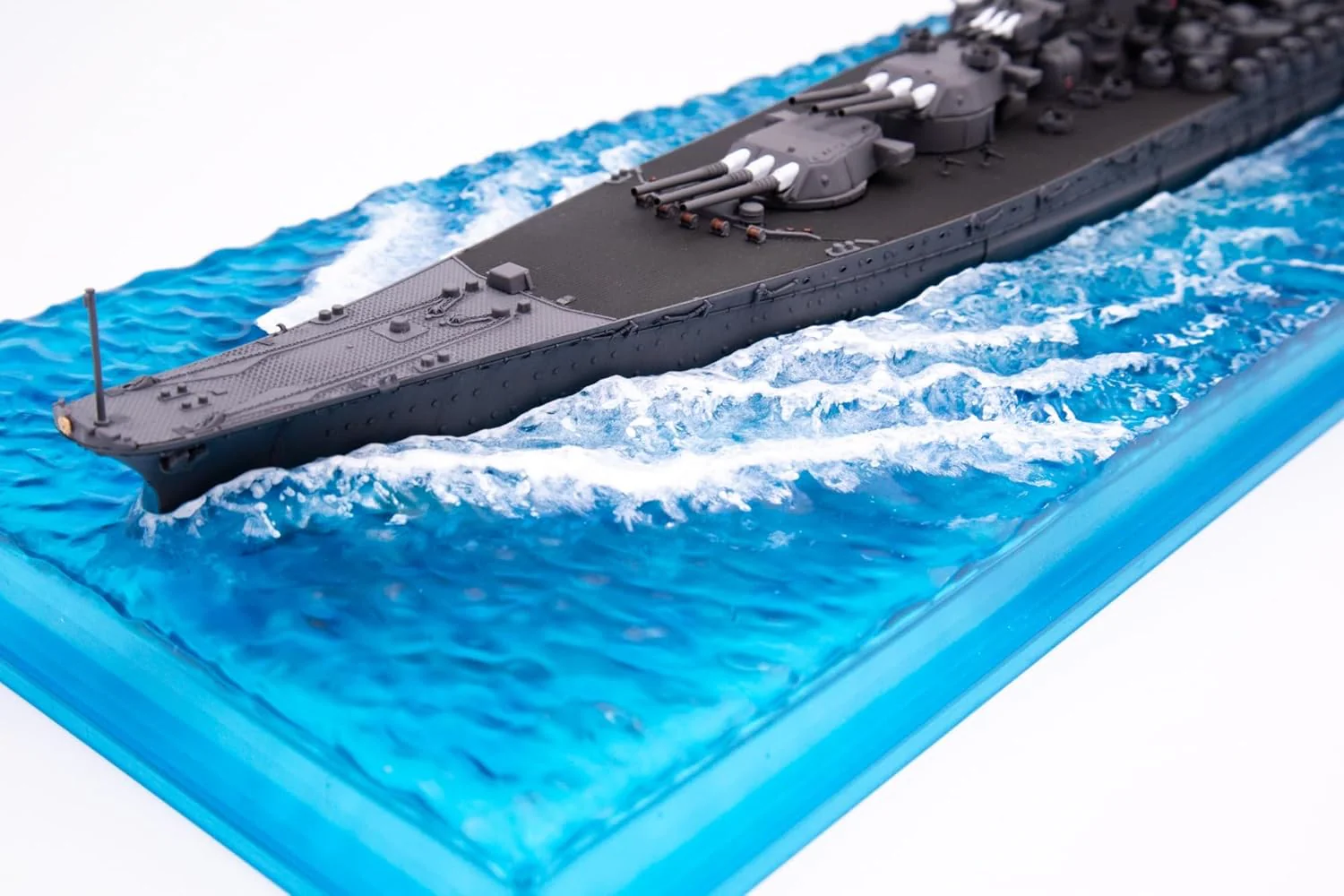Fujimi WN-1 1/700 Japanese Navy Battleship Yamato (Operation Ten-Go / 1945) - Image 3
