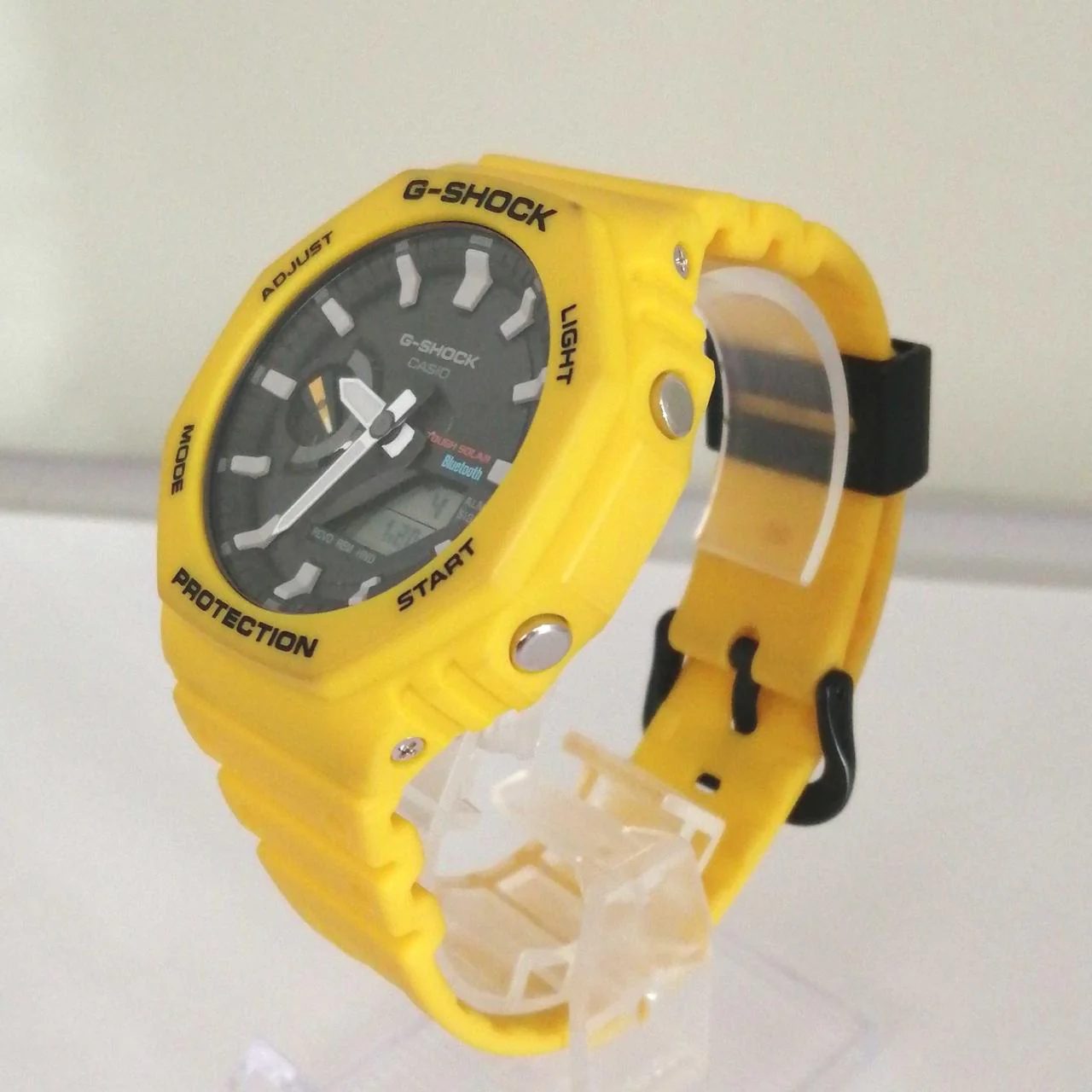 G-SHOCK BLUETOOTH-equipped solar watch GA-B2100