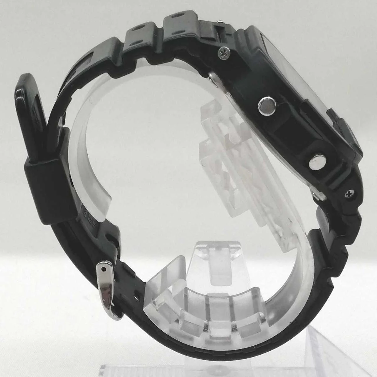 G-SHOCK Digital Wristwatch DW-5600E - Image 2
