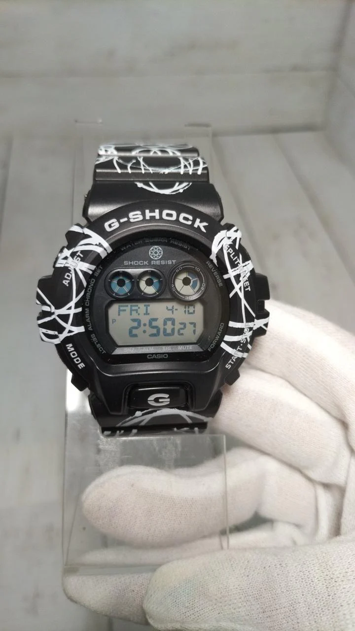 G-SHOCK×FUTURA Wristwatch GD-X6900FTR