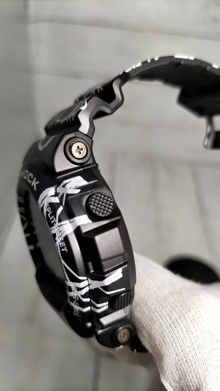 G-SHOCK×FUTURA Wristwatch GD-X6900FTR - Image 3