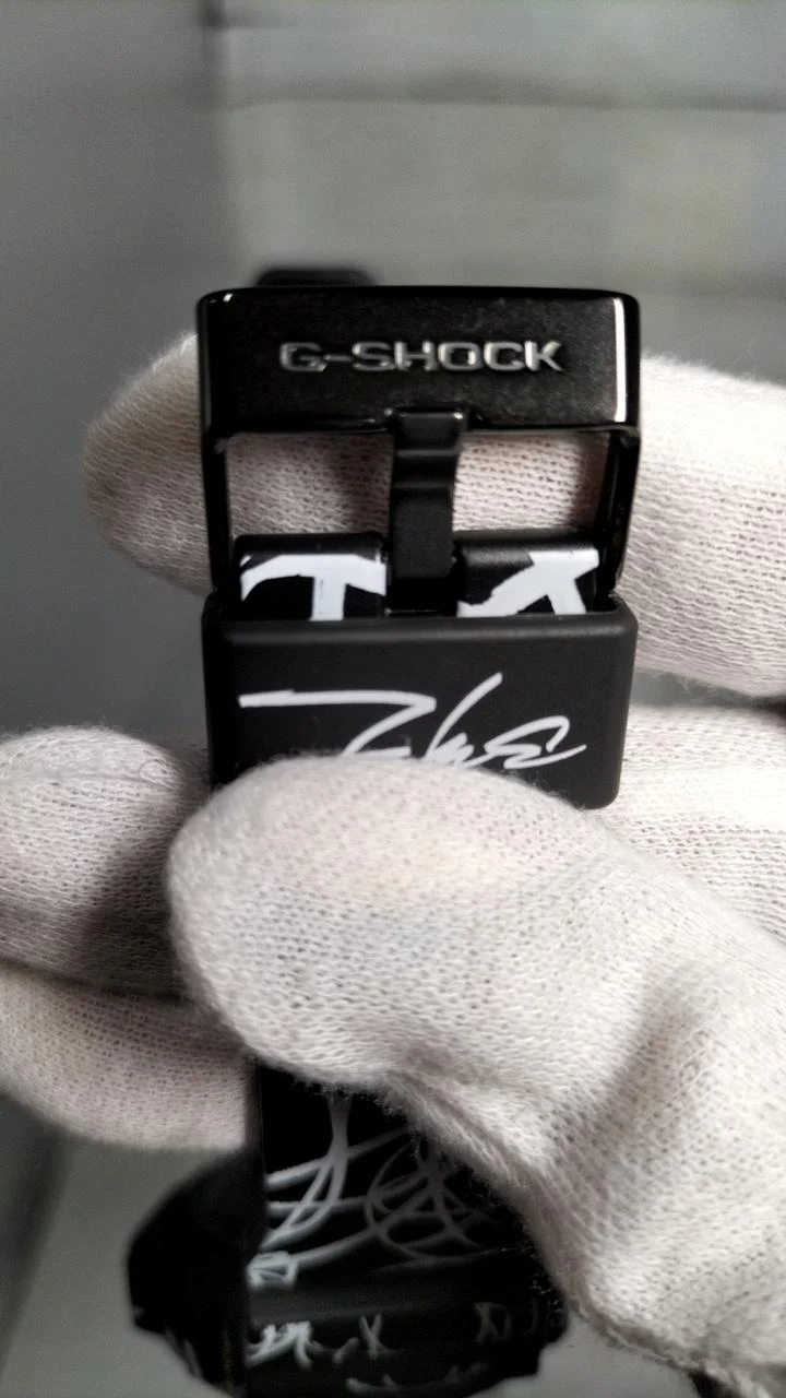 G-SHOCK×FUTURA Wristwatch GD-X6900FTR - Image 9