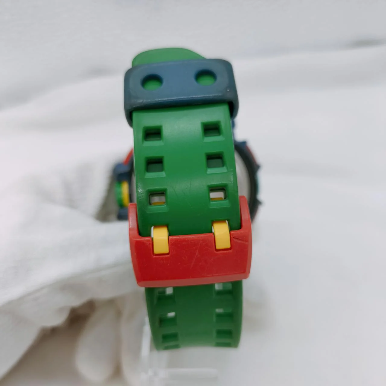 G-SHOCK Quartz Analog Watch GA-400 Hyper Colors - Image 5