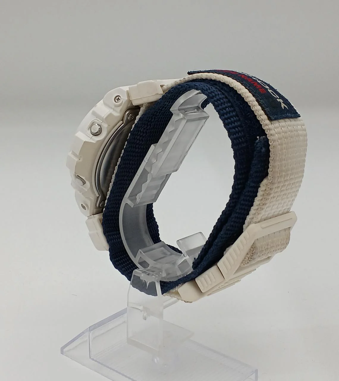 G-SHOCK Quartz DW-6697 - Image 2