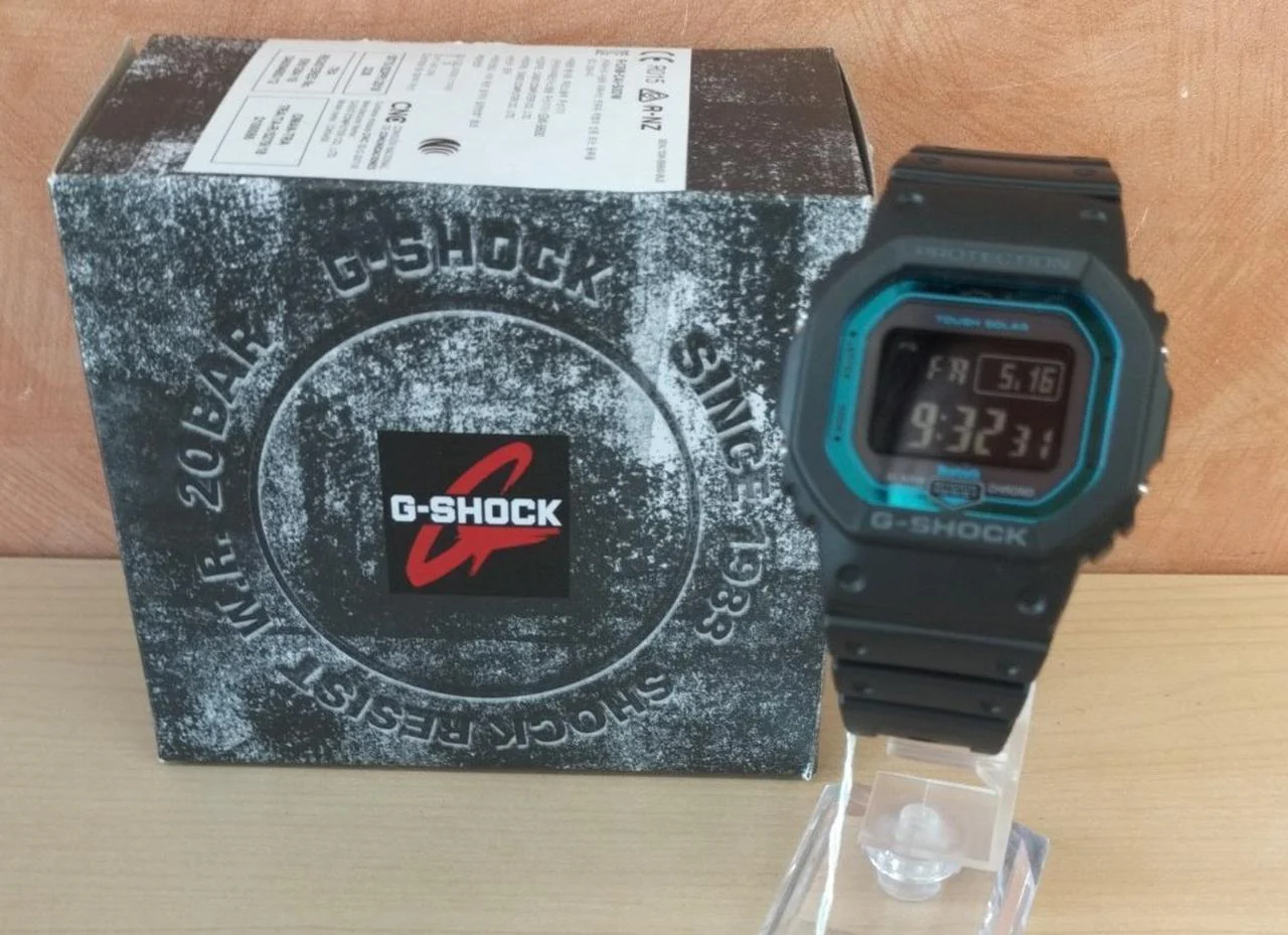 G-SHOCK Radio-controlled solar watch GW-B5600