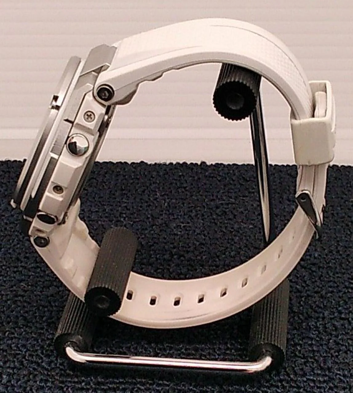 G-SHOCK Solar Radio Watch GST-W310 - Image 3