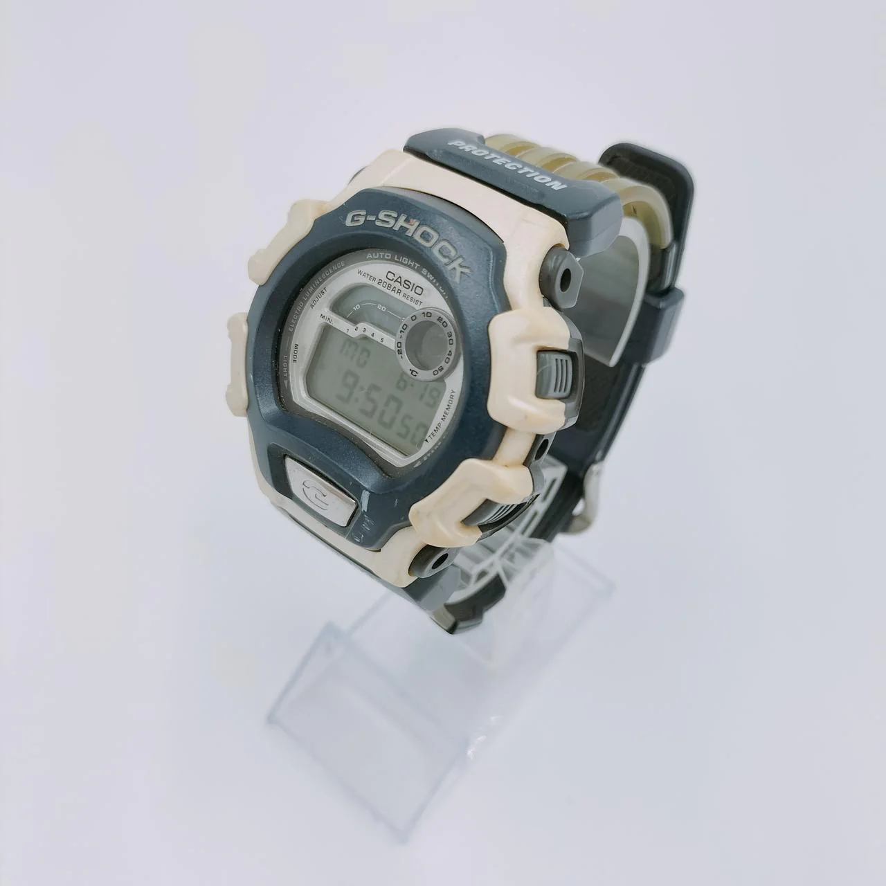 G-SHOCK Wristwatch DW-004 - Image 2