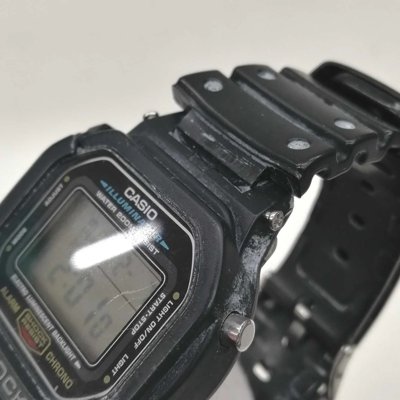 G-SHOCK Wristwatch DW-5600E - Image 6