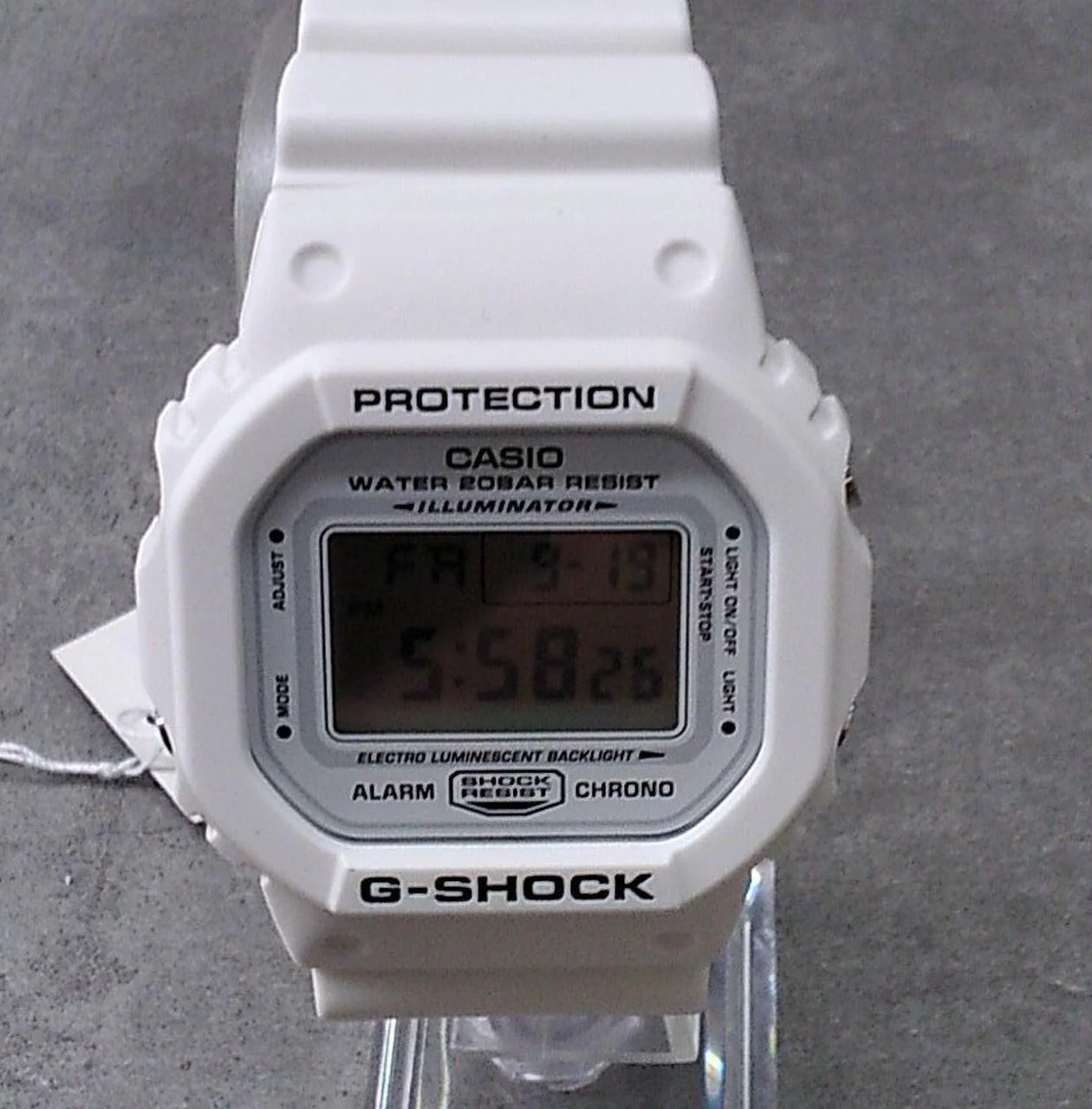 G-SHOCK Wristwatch DW-5600MW-DR - Image 2