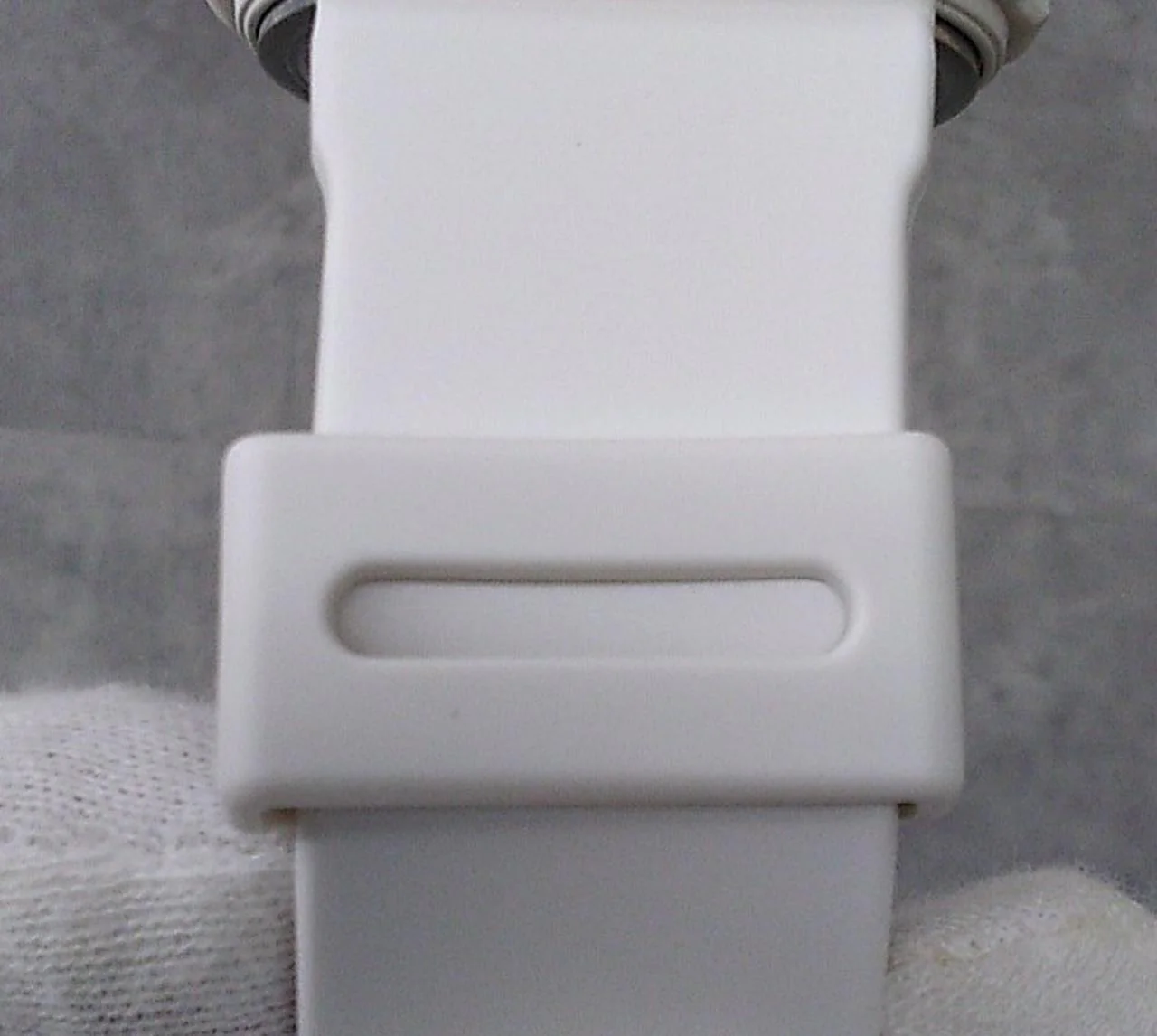 G-SHOCK Wristwatch DW-5600MW-DR - Image 7