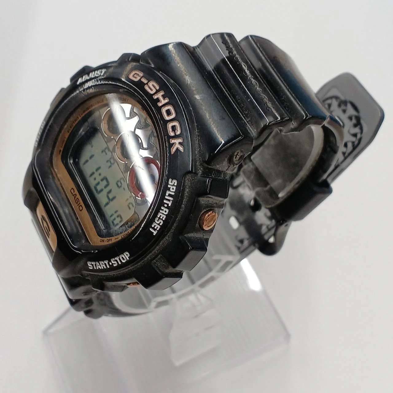 G-SHOCK Wristwatch DW-6900SL - Image 2