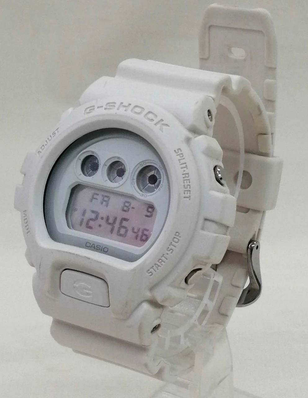 G-SHOCK Wristwatch DW6900WW