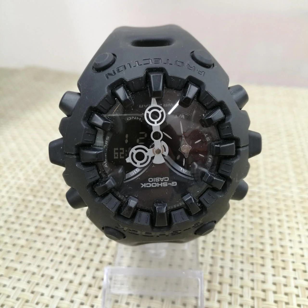 G-SHOCK Wristwatch GA-V01