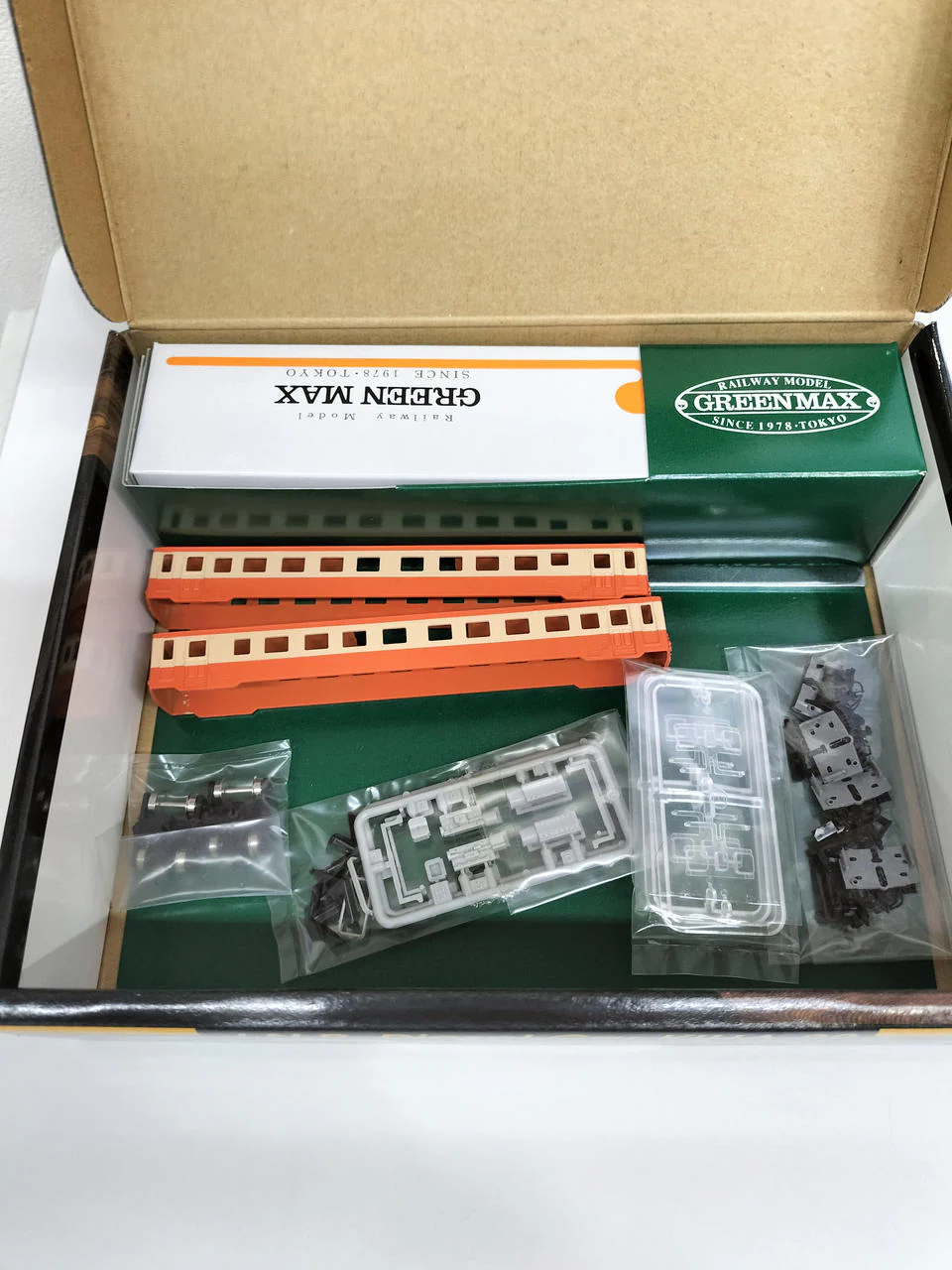 GREENMAⅩ KiHa 22 Series 2-Car Set JNR Diesel Car - Image 5