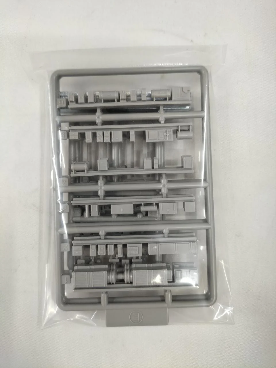 Greenmax N Gauge Keio 5000 Series 4-Car Total Set - Image 5