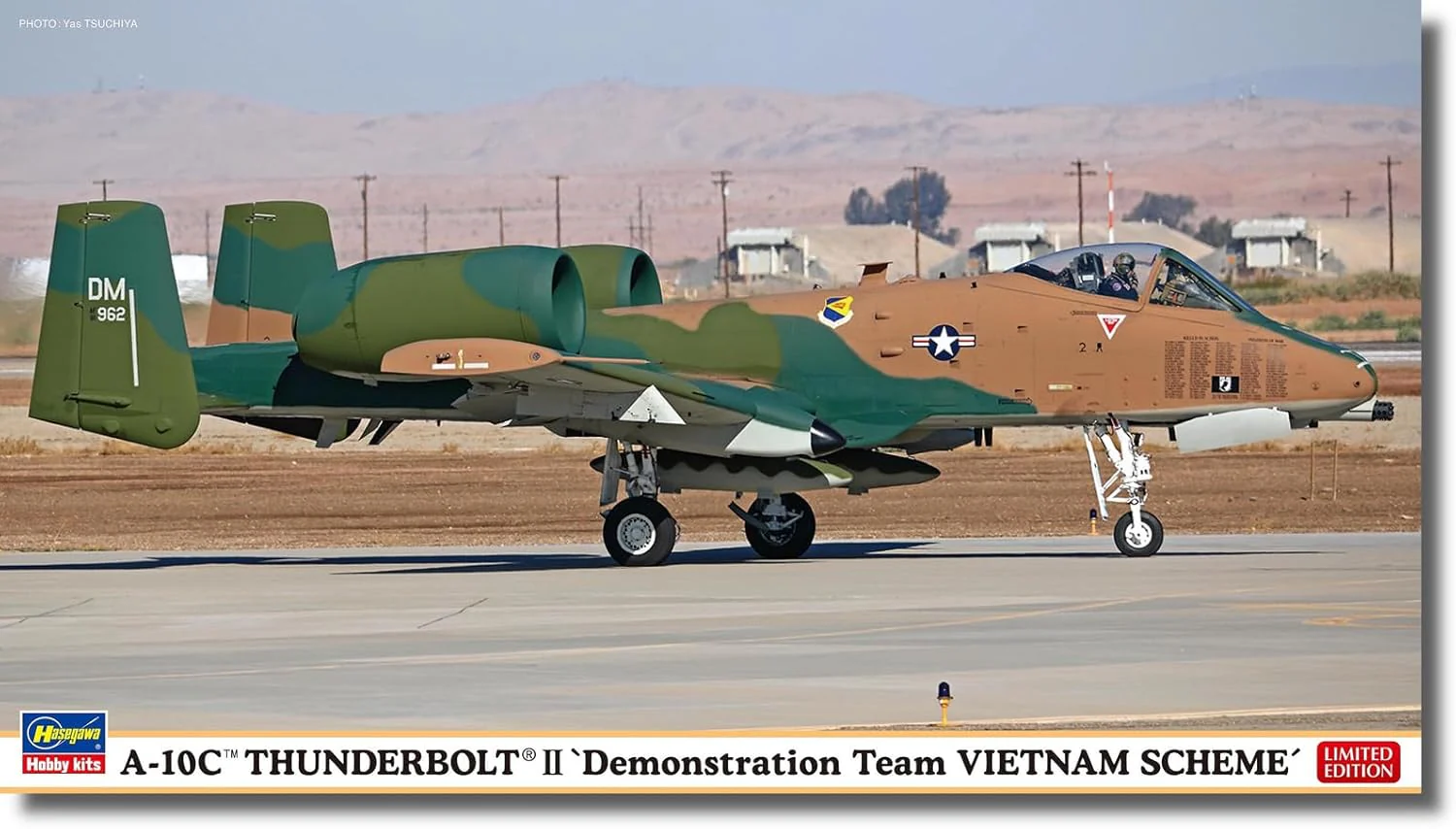 Hasegawa 02478 1/72 USA A-10C Thunderbolt II Demonstration Team Vietnam Camo