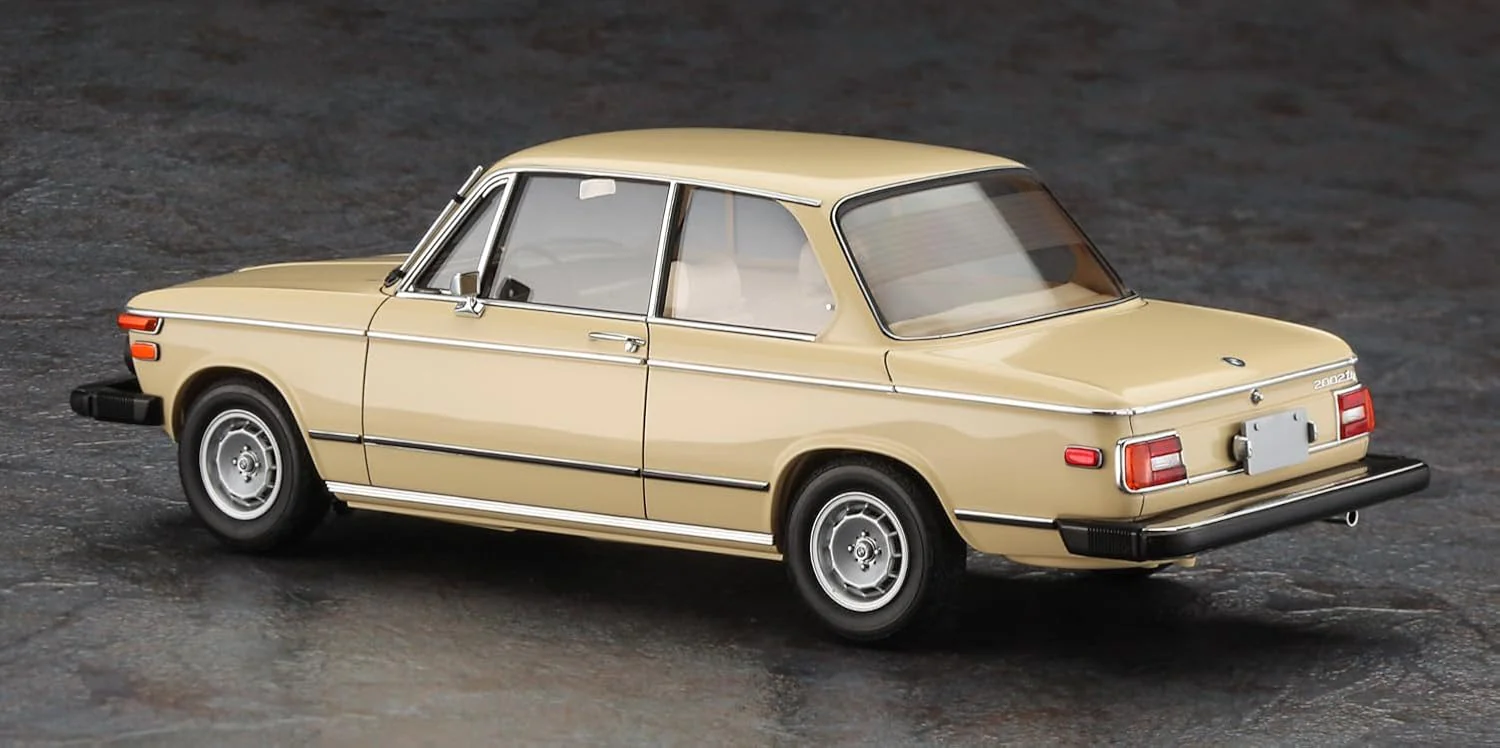Hasegawa 20756 1/24 BMW 2002 tii Late Model w/Big Bumper - Image 5
