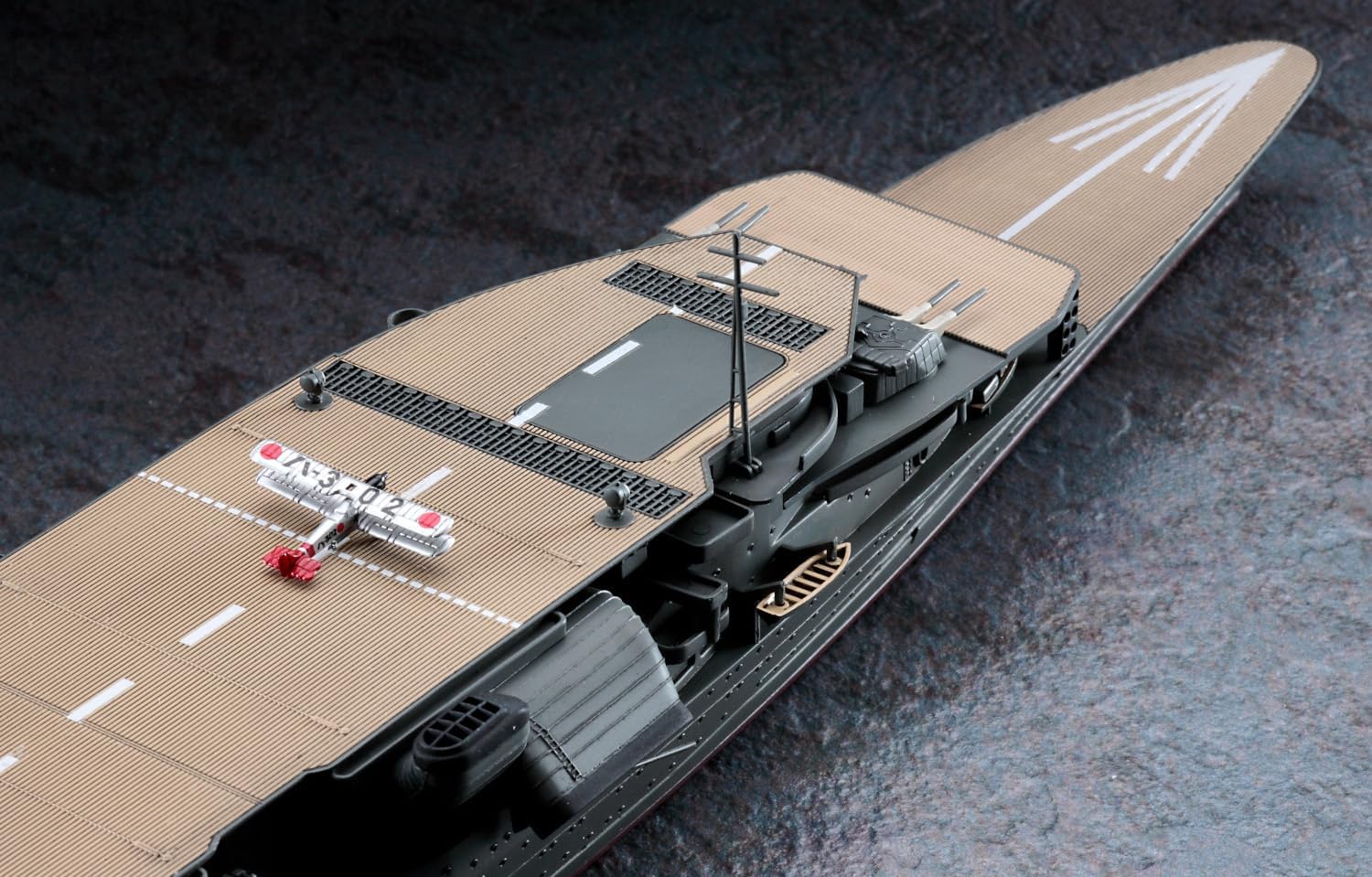 Hasegawa 30072 1/700 Japanese Navy Aircraft Carrier Akagi Three Flight Deck w/ Carrier Based Aircraft Set (Biplane) - Image 4