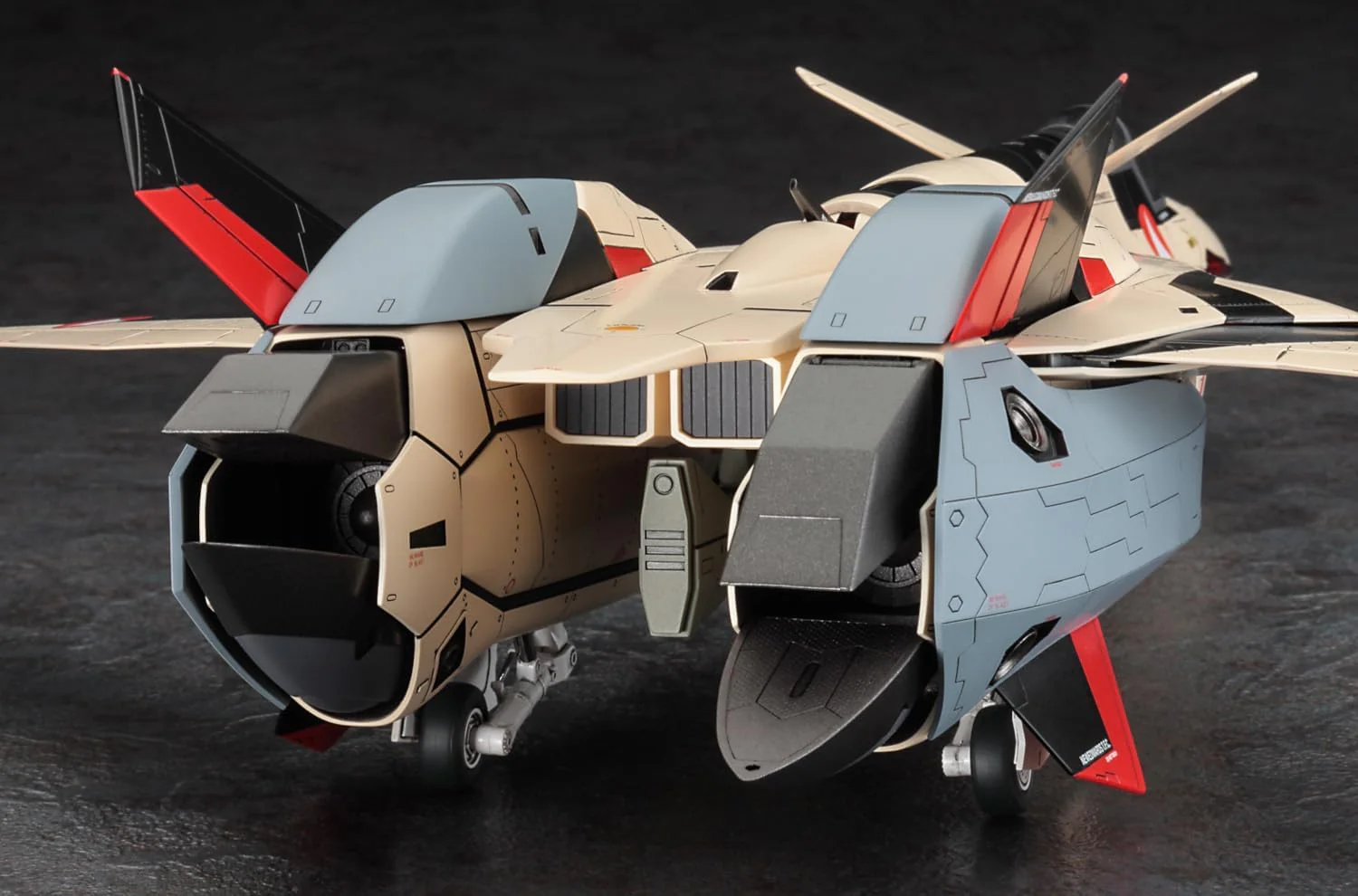 Hasegawa 65888 1/48 Macross Plus YF-19 w/Fast Pack - Image 5