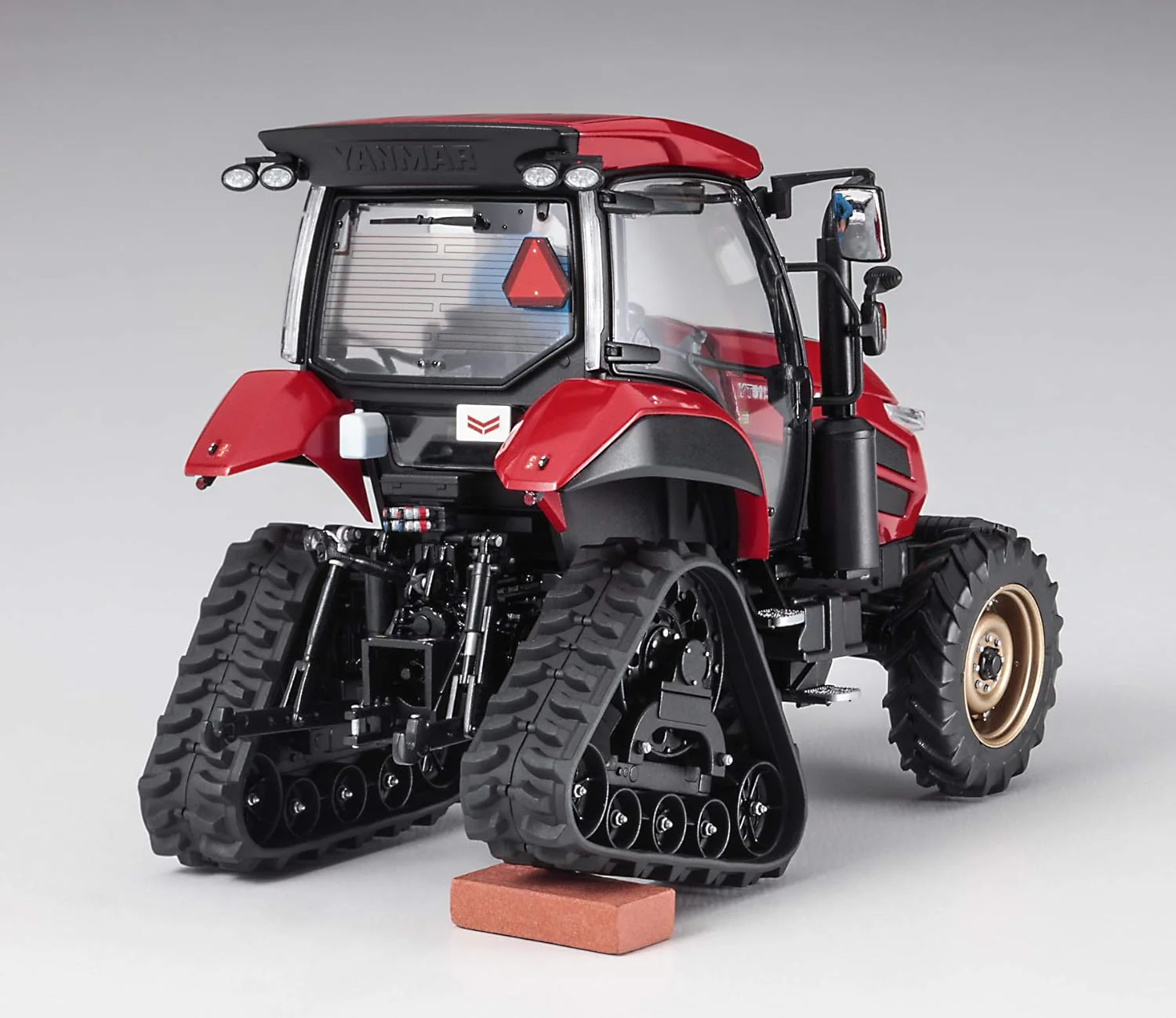 Hasegawa 66104 1/35 Yanmar Tractor YT5113A Delta Crawler Specifications - Image 3