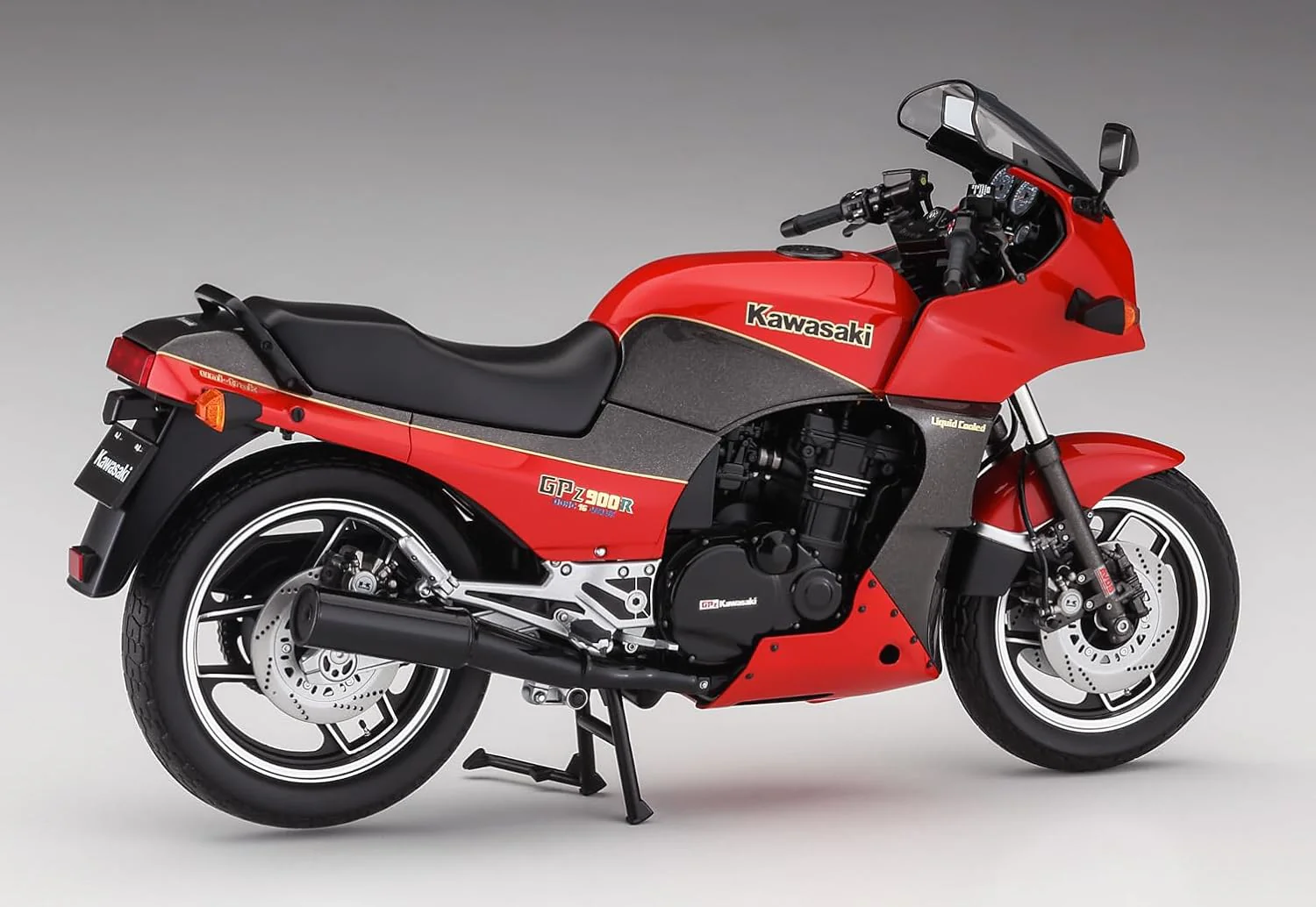 Hasegawa BK19 1/12 Kawasaki GPZ900R (A1) (1984) - Image 3