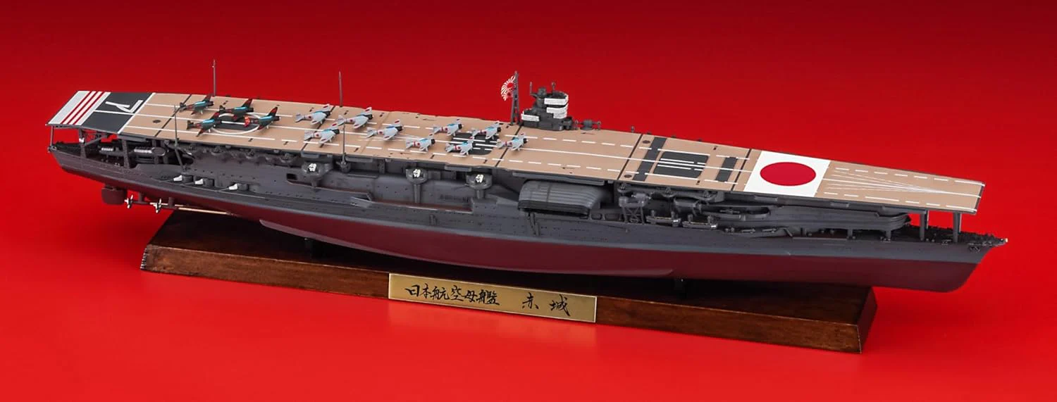 Hasegawa CH127 1/700 Japanese Navy Aircraft Carrier Akagi Full Hull Version Battle of Midway - Image 3