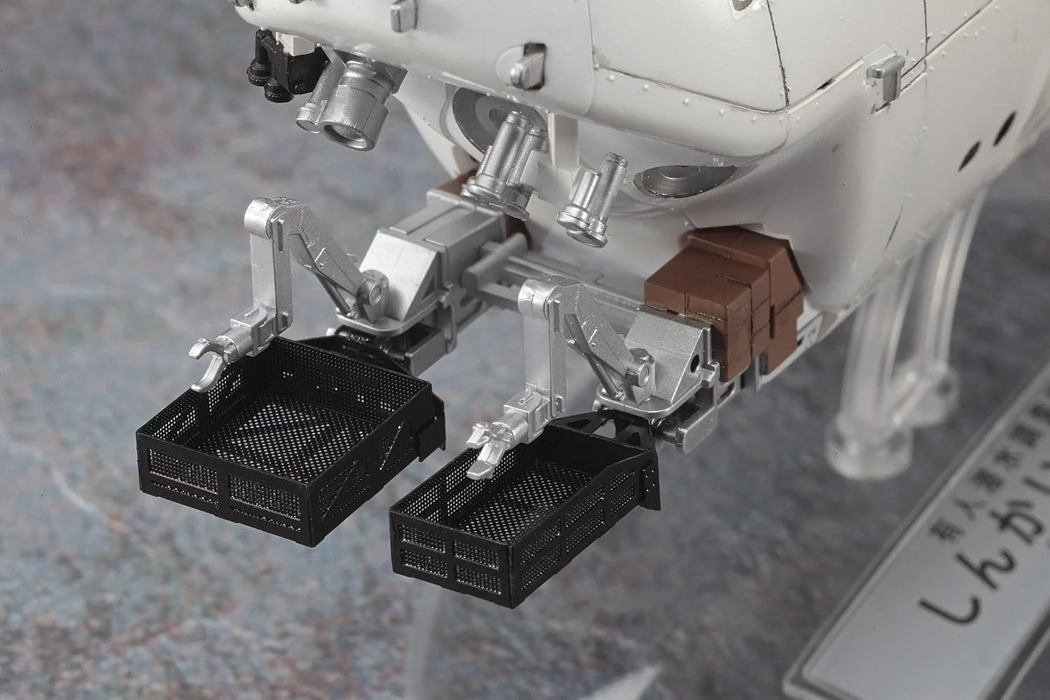 Hasegawa SP329 1/72 Manned Research Submersible Shinkai 6500 Detail-Up Version with Deep-Sea Creatures - Image 3