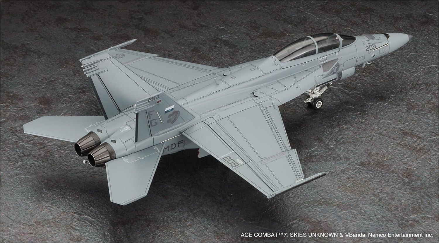 Hasegawa SP596 Creator Works Series Ace Combat 7 Skies Unknown F/A-18F Super Hornet Golem Squad 1/72 Scale - Image 3