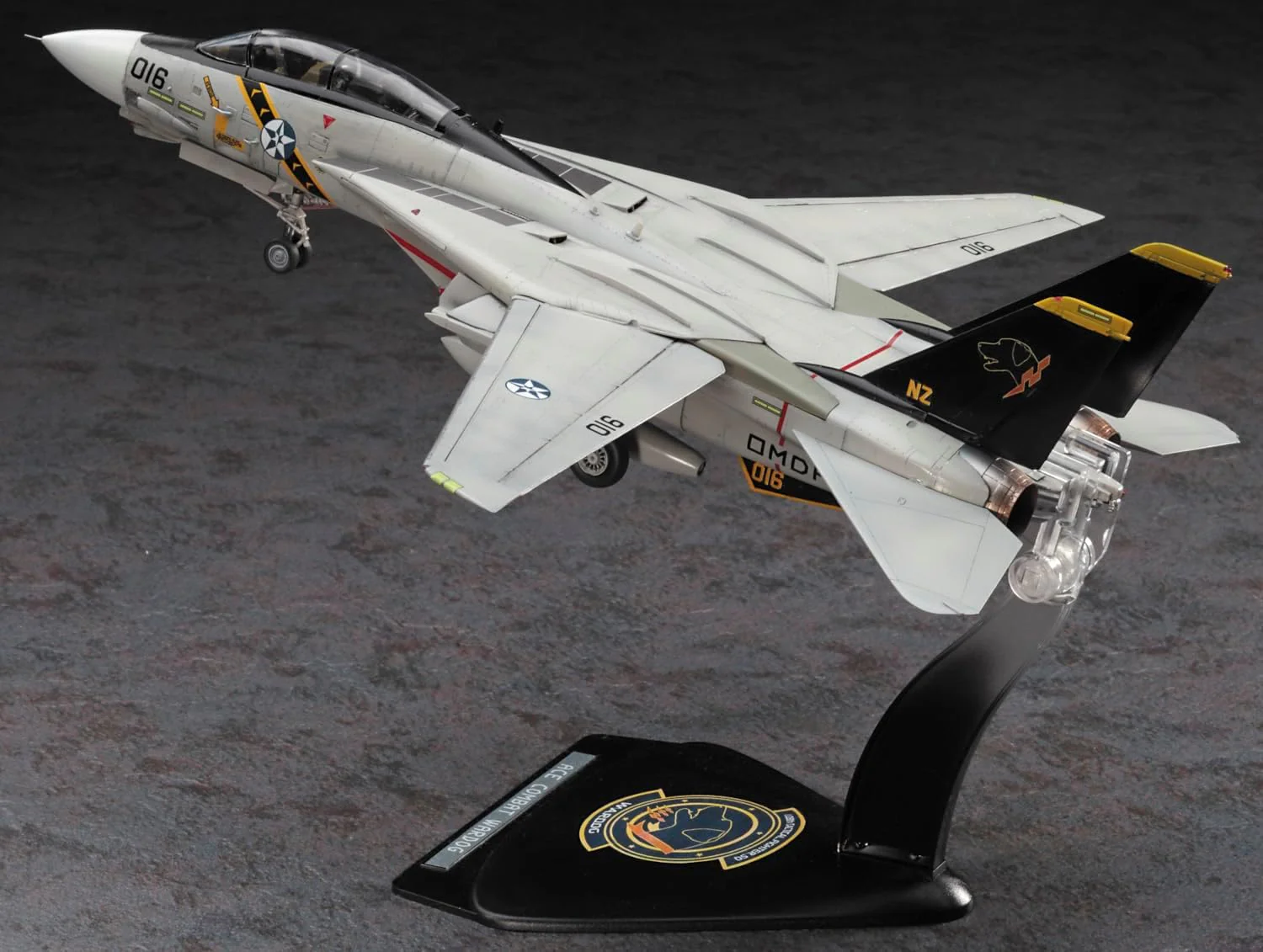 Hasegawa SP616 1/72 Creator Works Series Ace Combat F-14A Tomcat War Dog Corps - Image 7