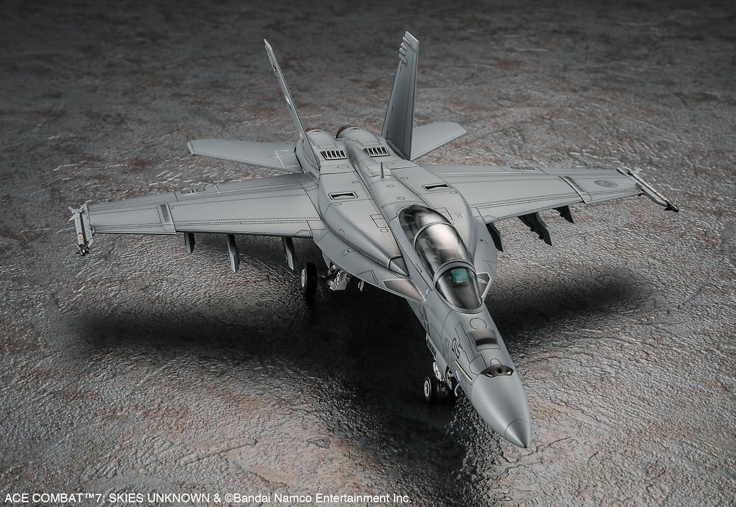 Hasegawa SP644 1/72 Ace Combat 7 Skies Unknown F/A-18F Super Hornet Block III w/Conformal Tanks - Image 3